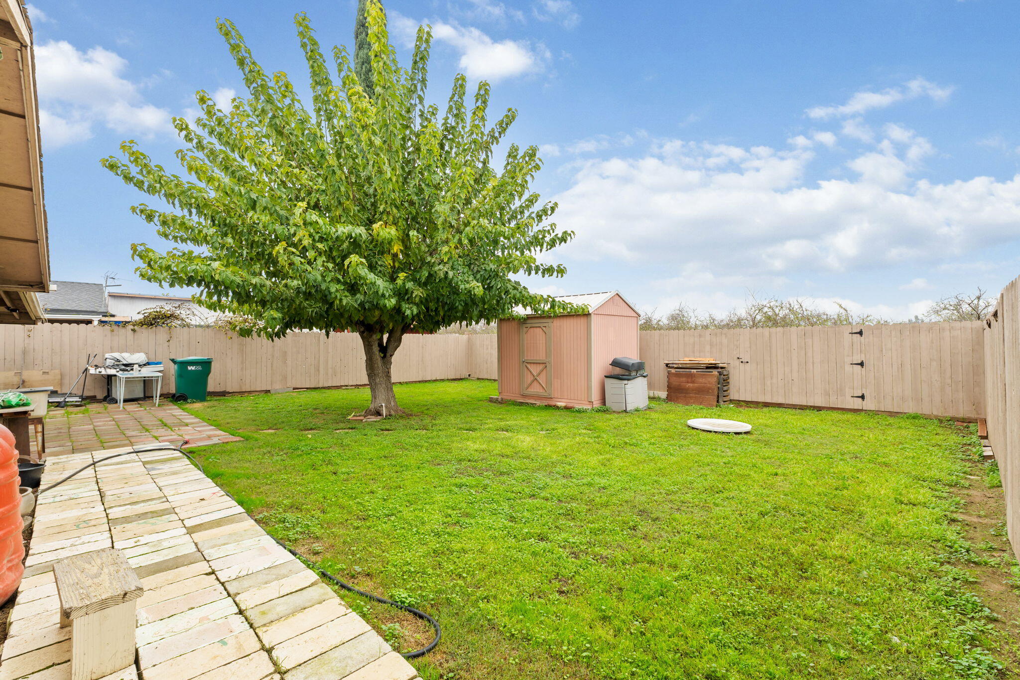 12696 Washington Ave, Le Grand, CA 95333