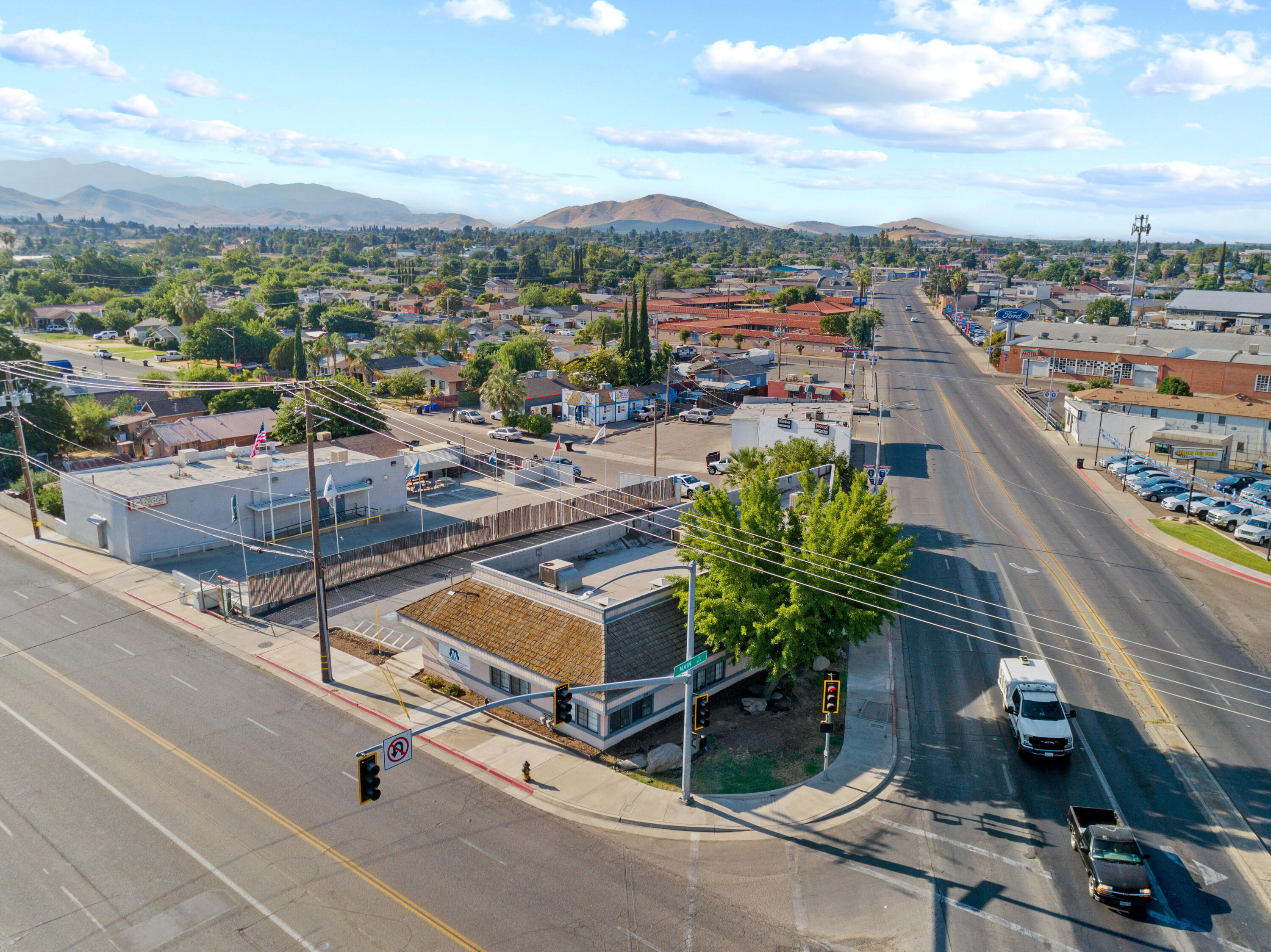 770 N Main St, Porterville, CA 93257