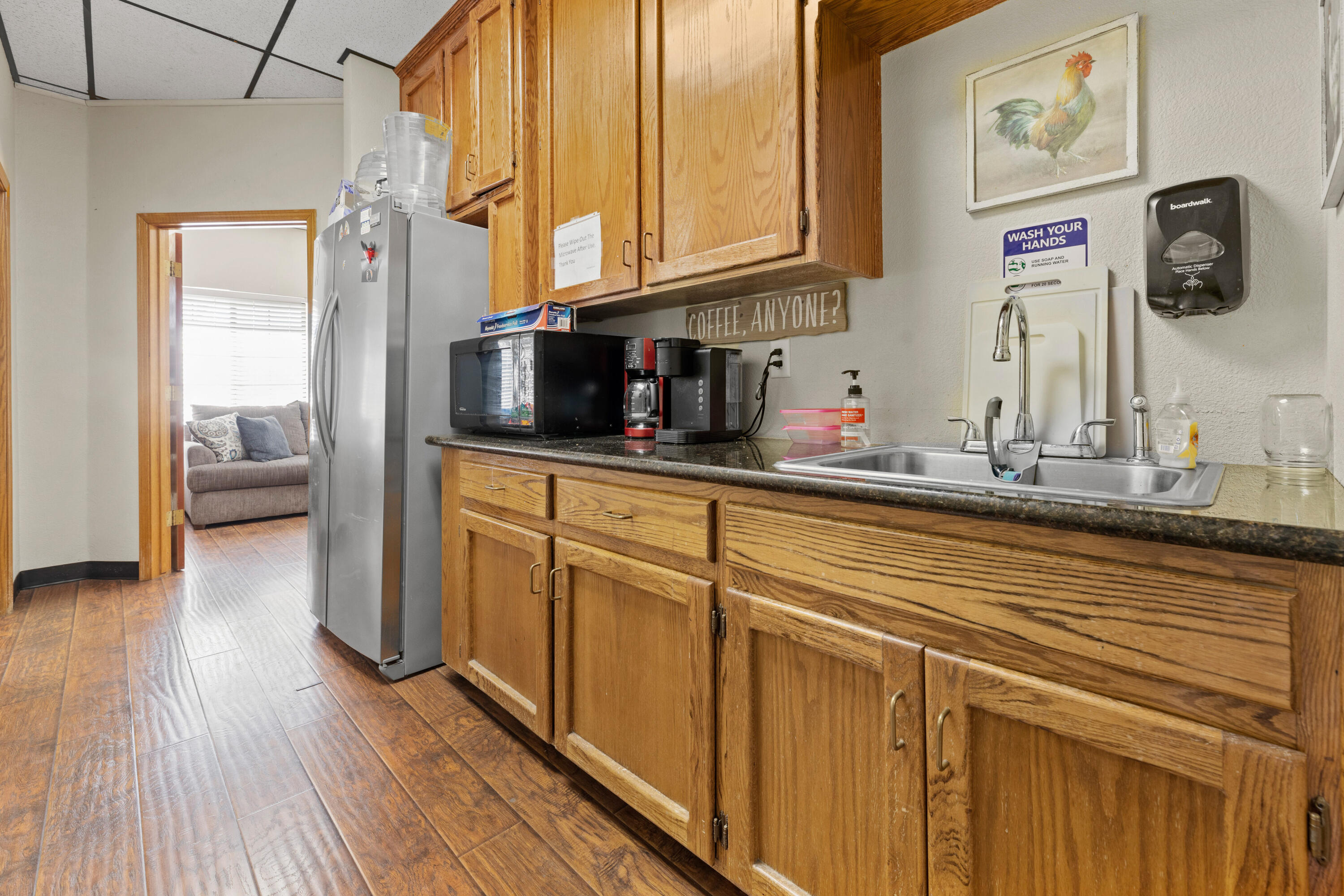 770 N Main St, Porterville, CA 93257