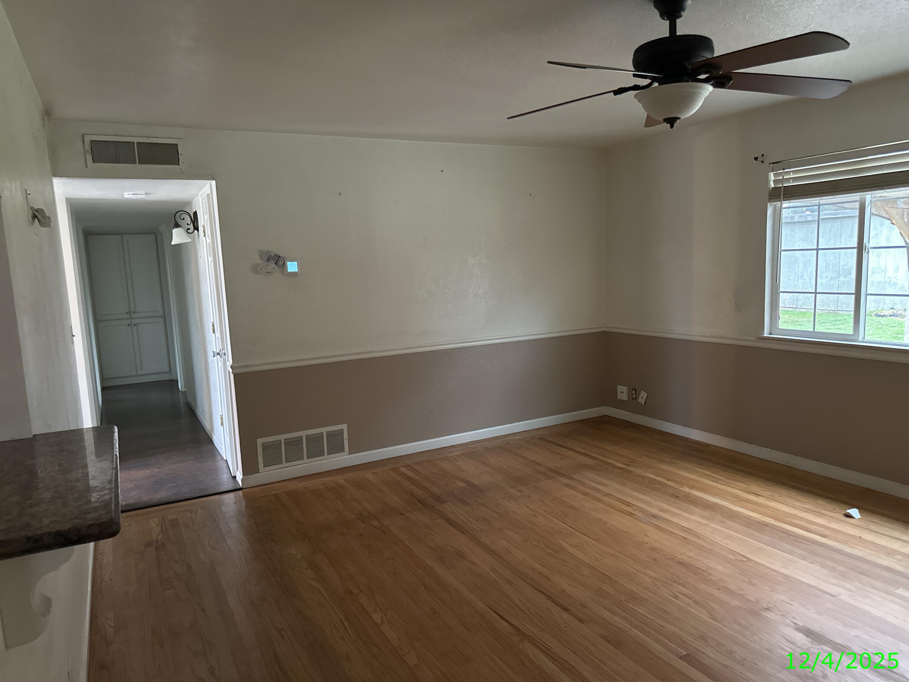 2528 W Howard Ave, Visalia, CA 93277