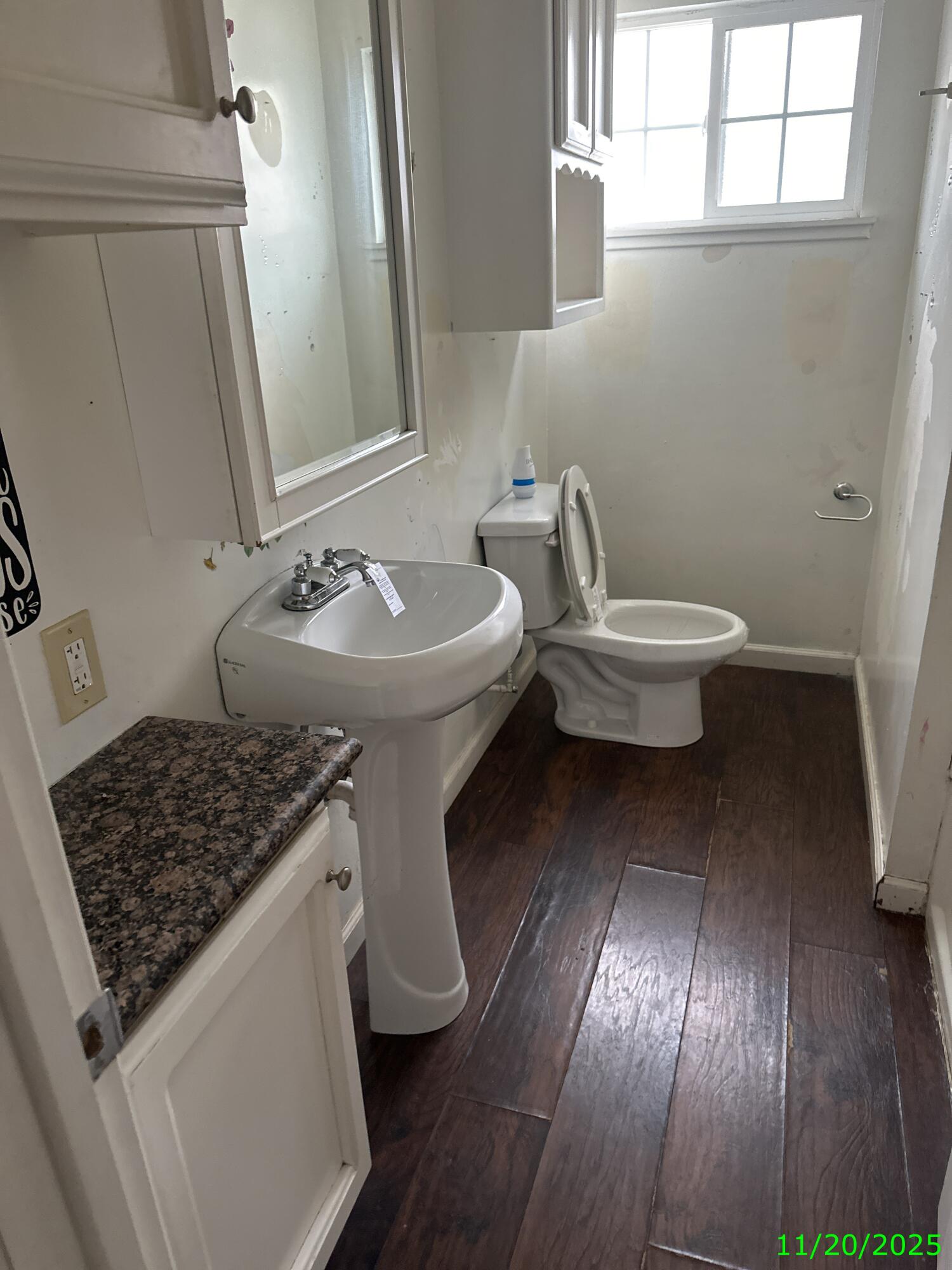 2528 W Howard Ave, Visalia, CA 93277