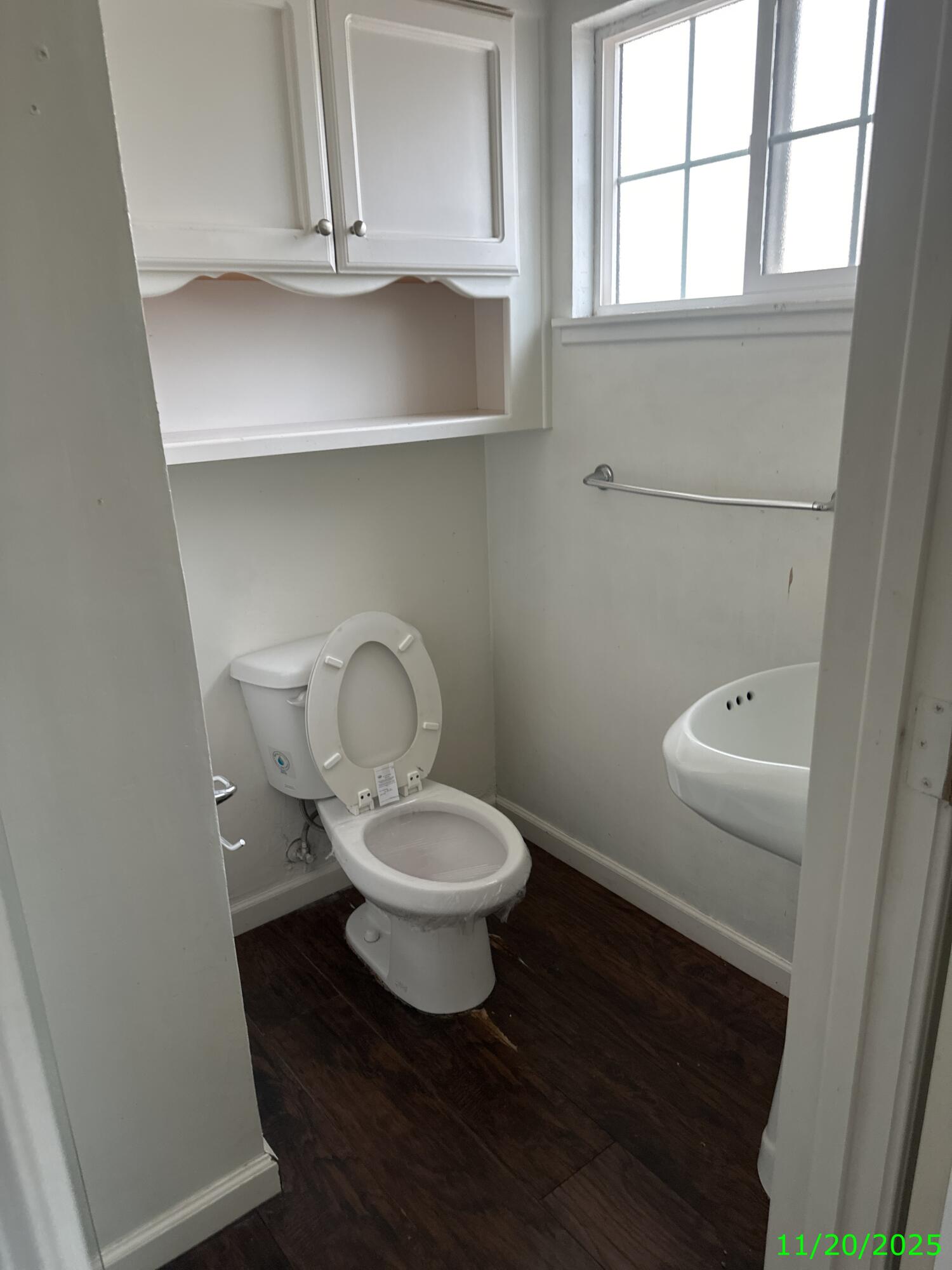 2528 W Howard Ave, Visalia, CA 93277