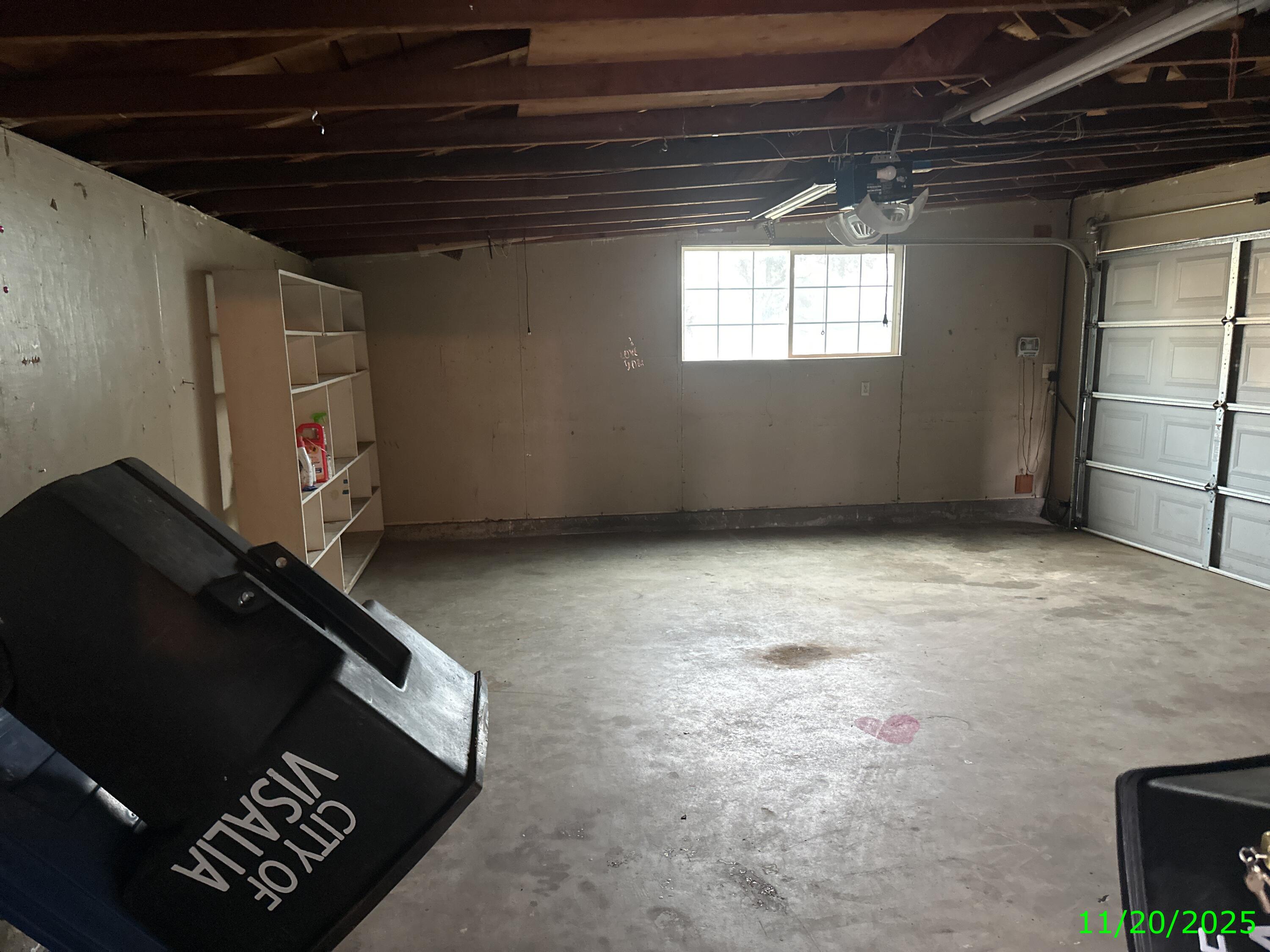 2528 W Howard Ave, Visalia, CA 93277