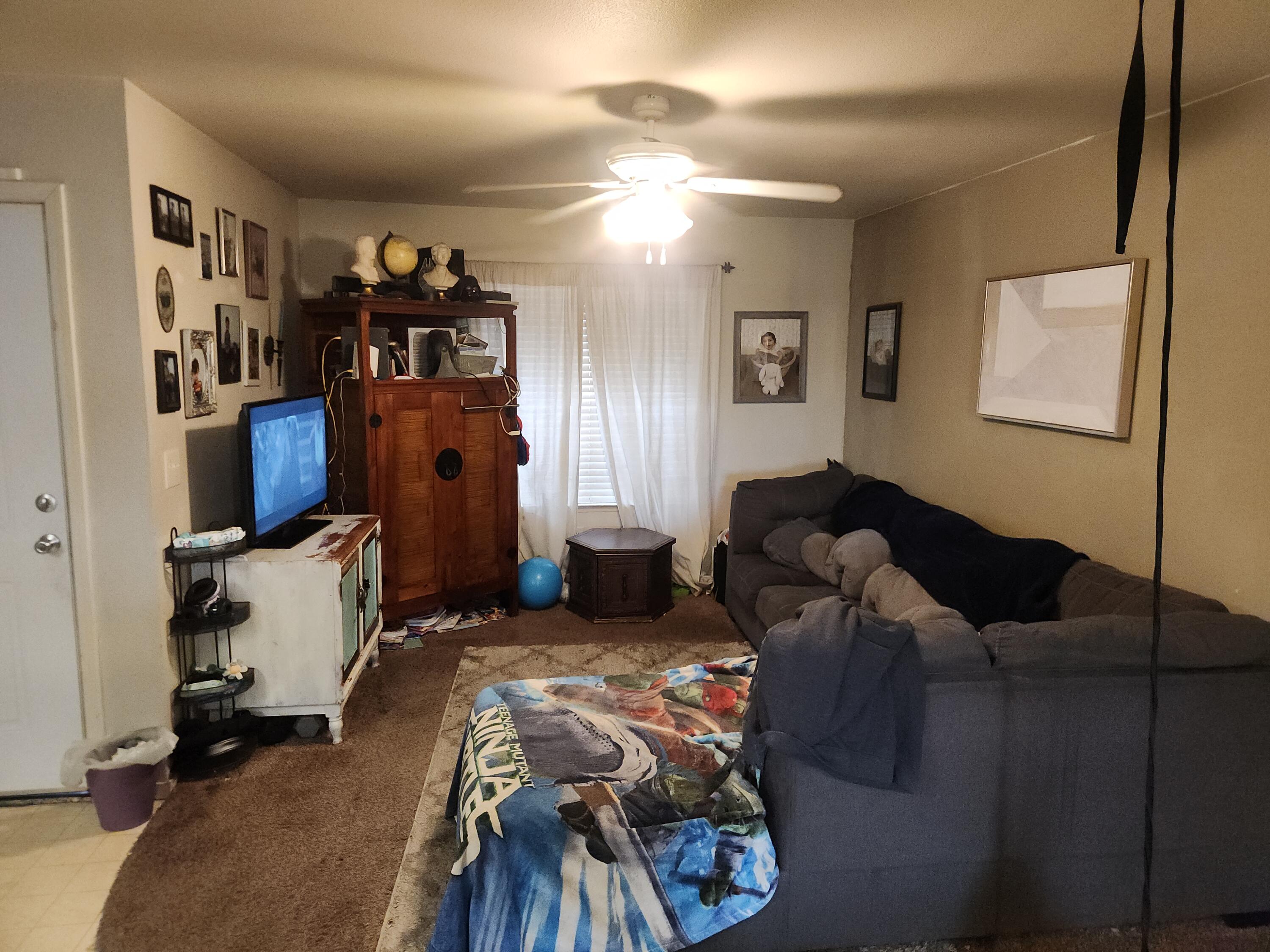 607 S Santa Clara St, Tulare, CA 93274