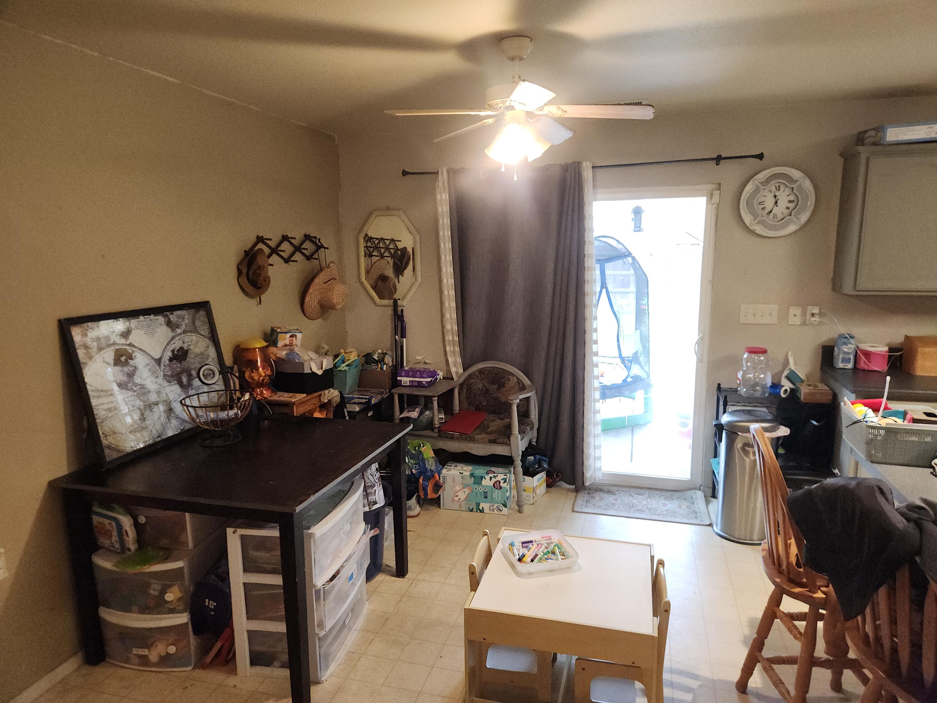 607 S Santa Clara St, Tulare, CA 93274