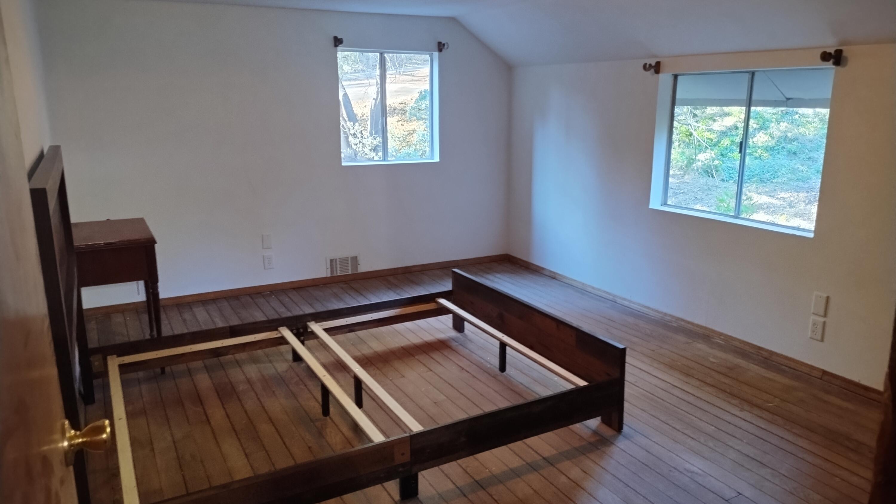 594 Loop Dr, Camp Nelson, CA 93265