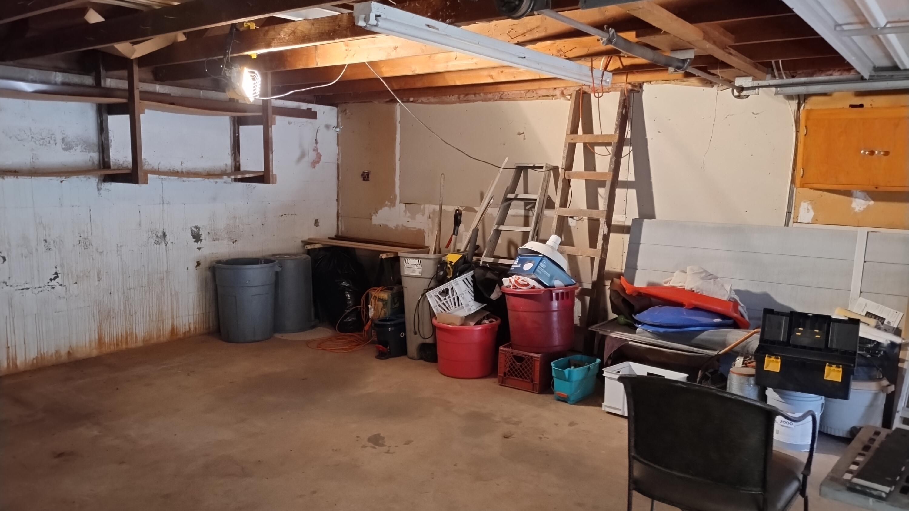 594 Loop Dr, Camp Nelson, CA 93265