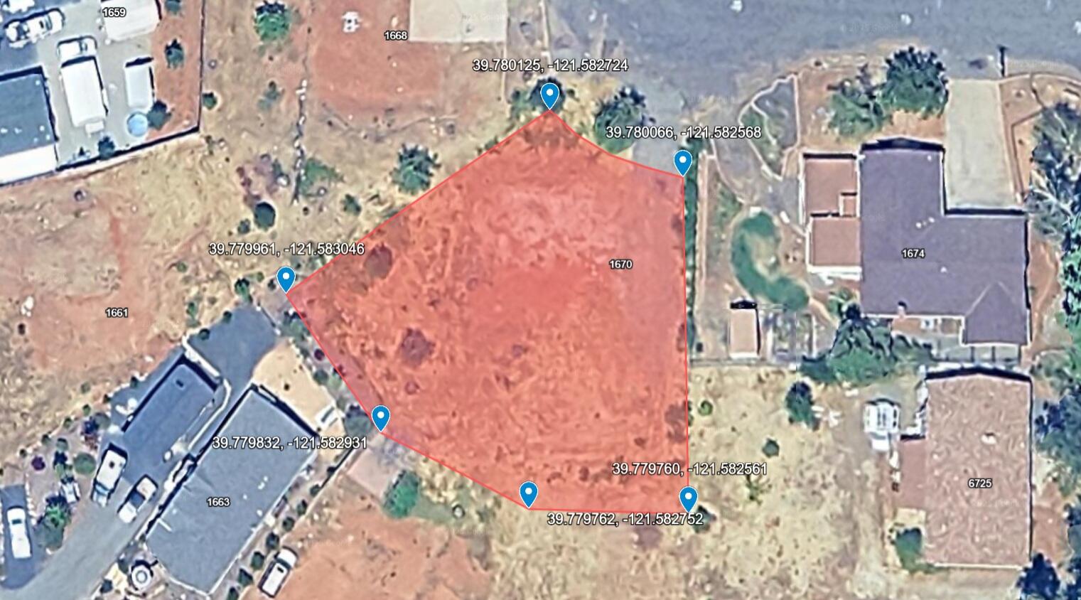 1670 Robin Pl, Paradise, CA 95969