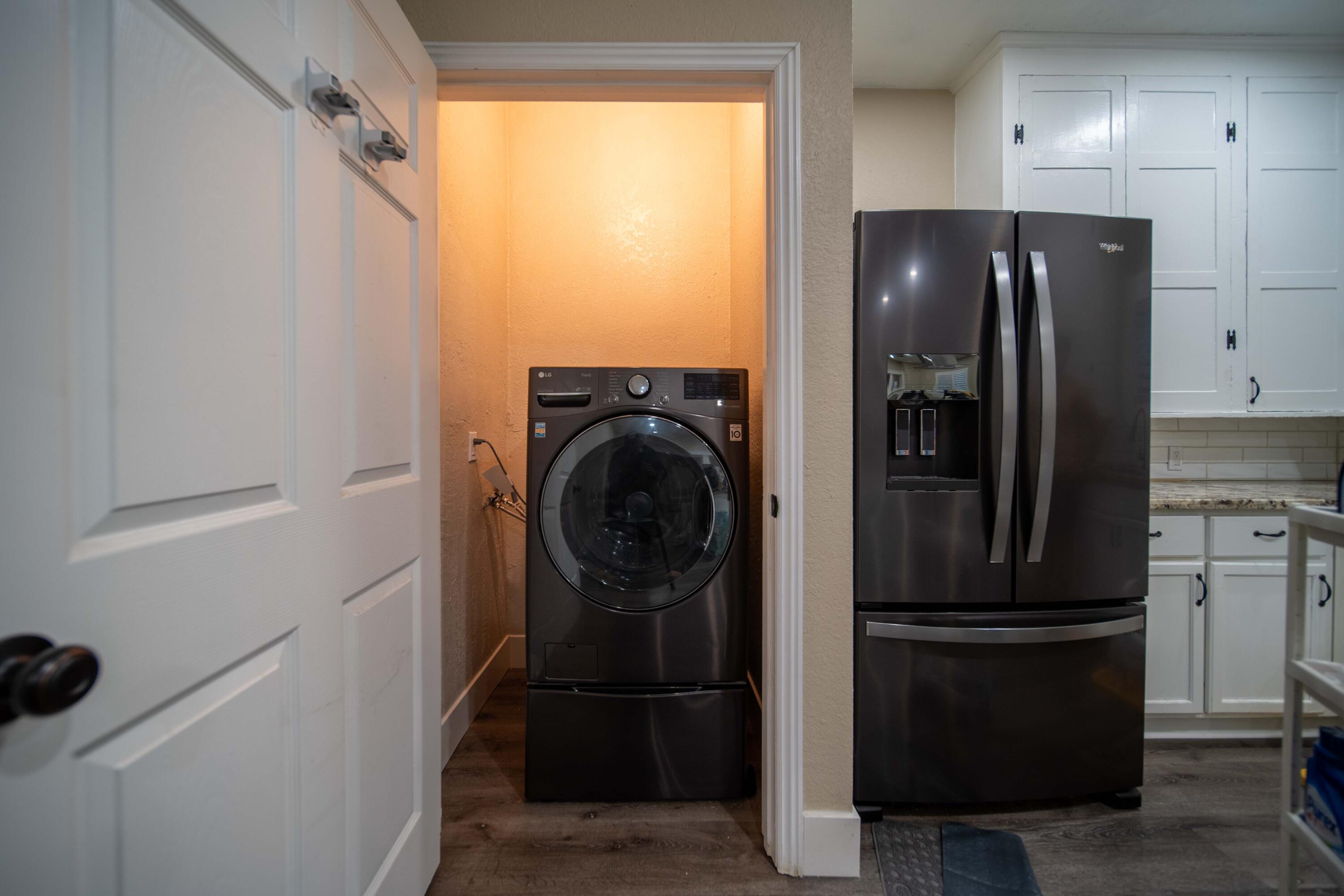 1834 Young St, Selma, CA 93662