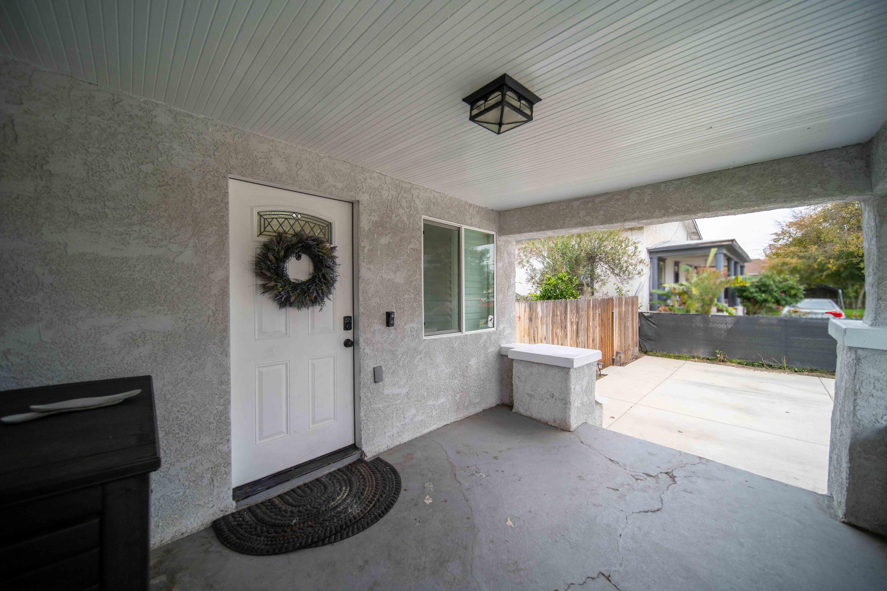 1834 Young St, Selma, CA 93662