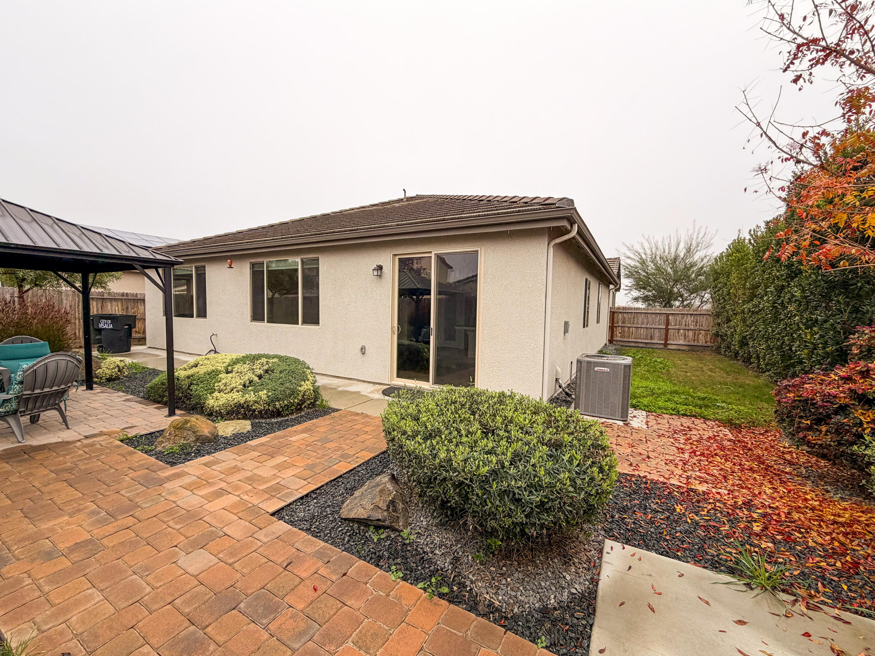 1810 E Monte Vista Ave, Visalia, CA 93292