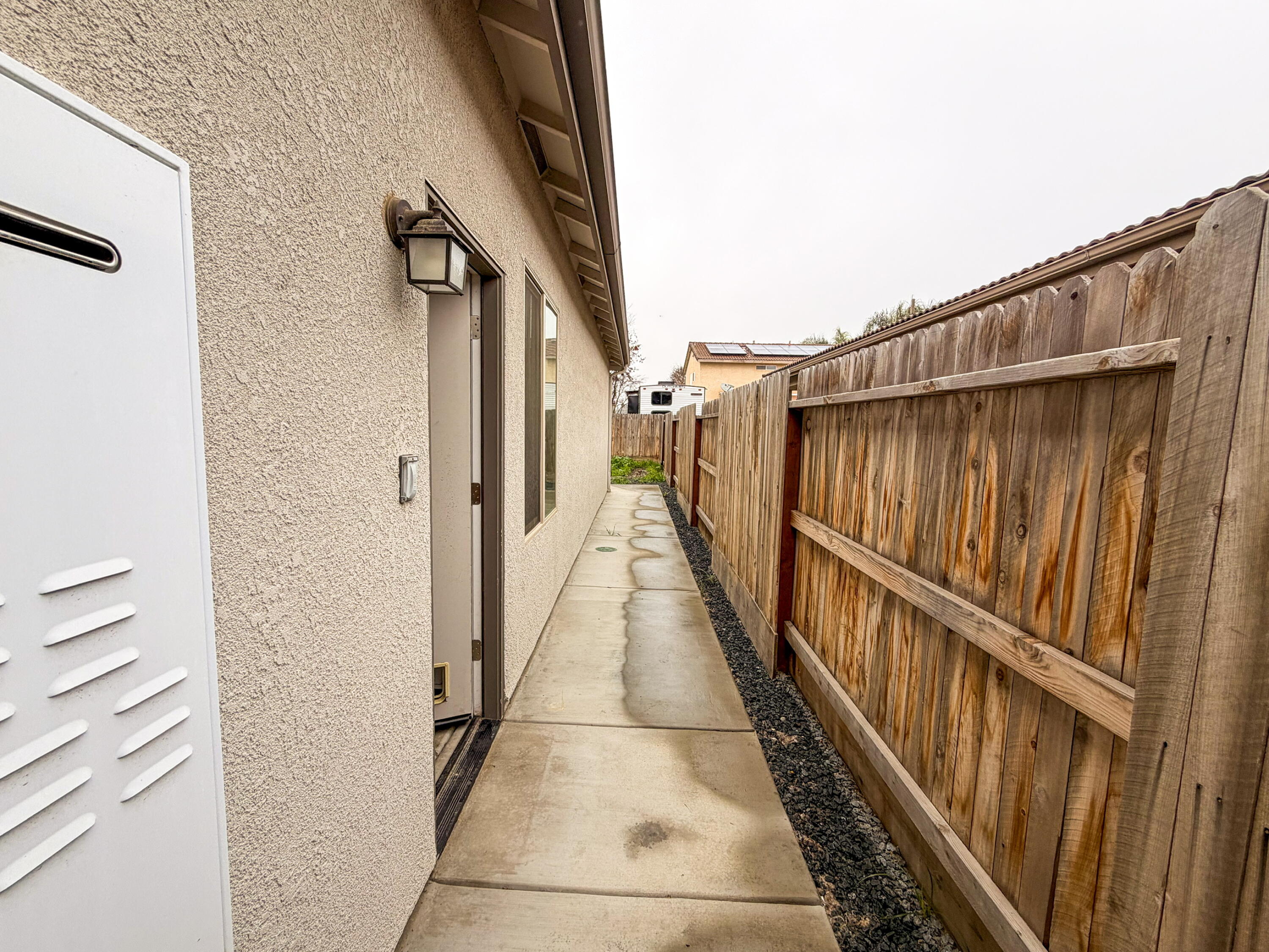 1810 E Monte Vista Ave, Visalia, CA 93292