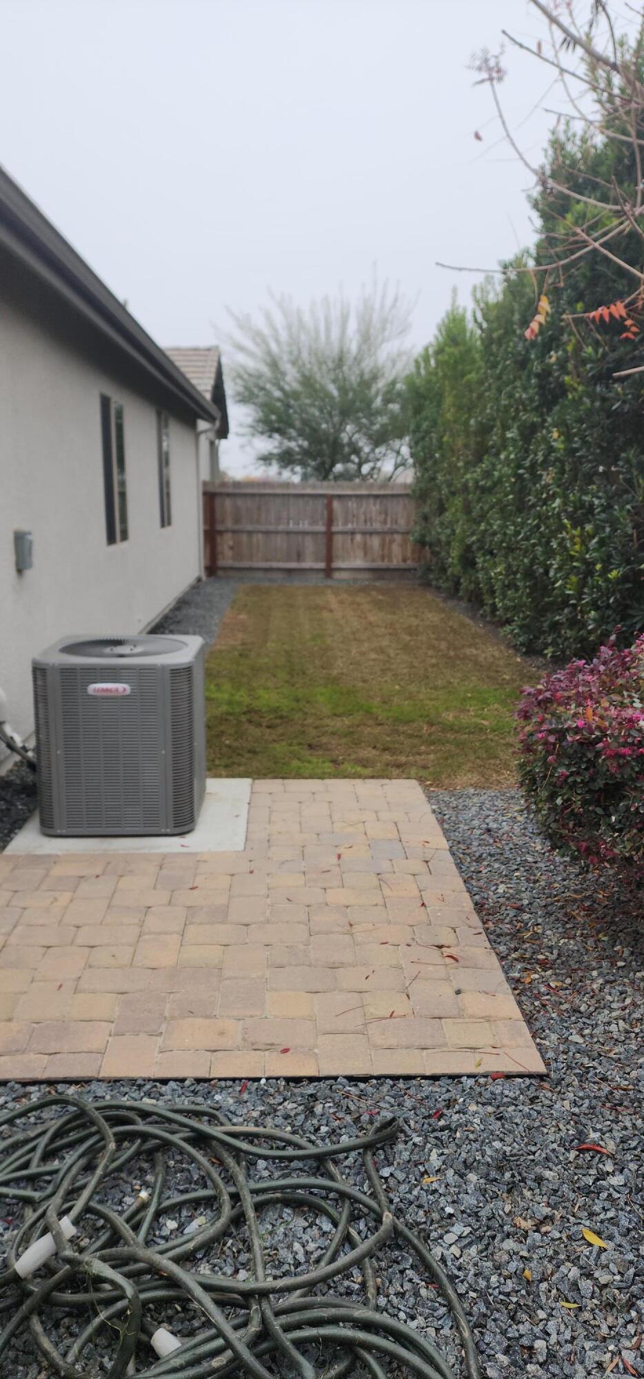 1810 E Monte Vista Ave, Visalia, CA 93292