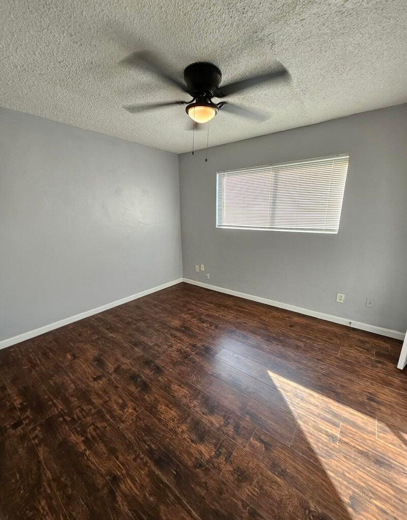 1833 N Maston St, Porterville, CA 93257