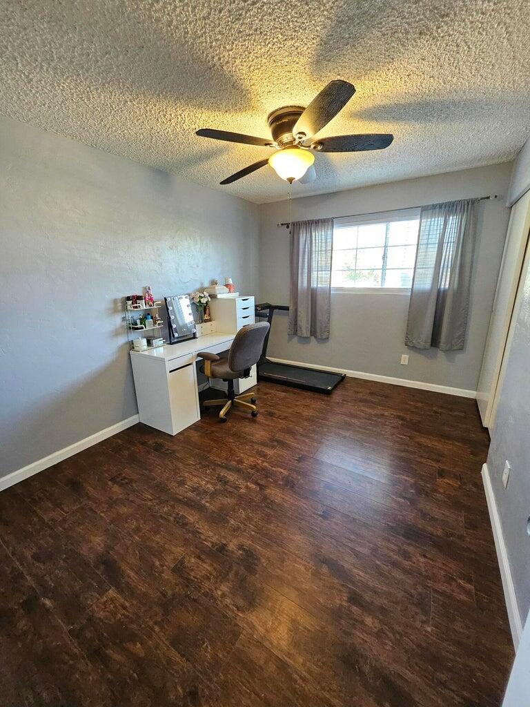 1833 N Maston St, Porterville, CA 93257