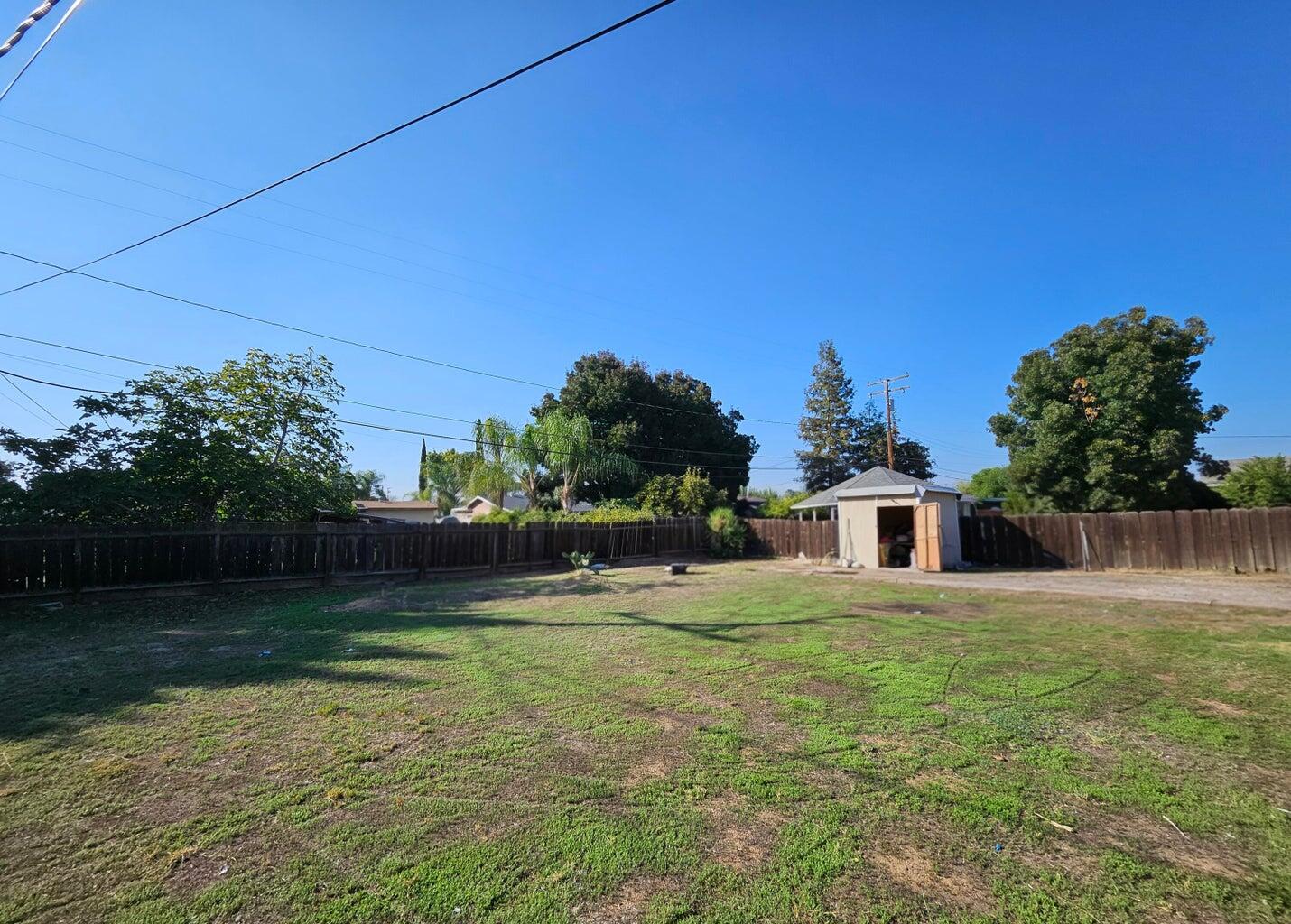 1833 N Maston St, Porterville, CA 93257