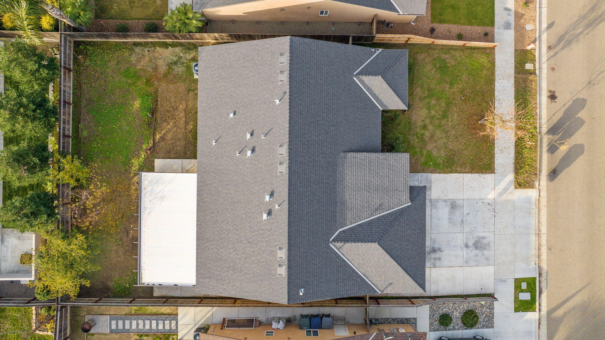 1641 N Virmargo St, Visalia, CA 93292