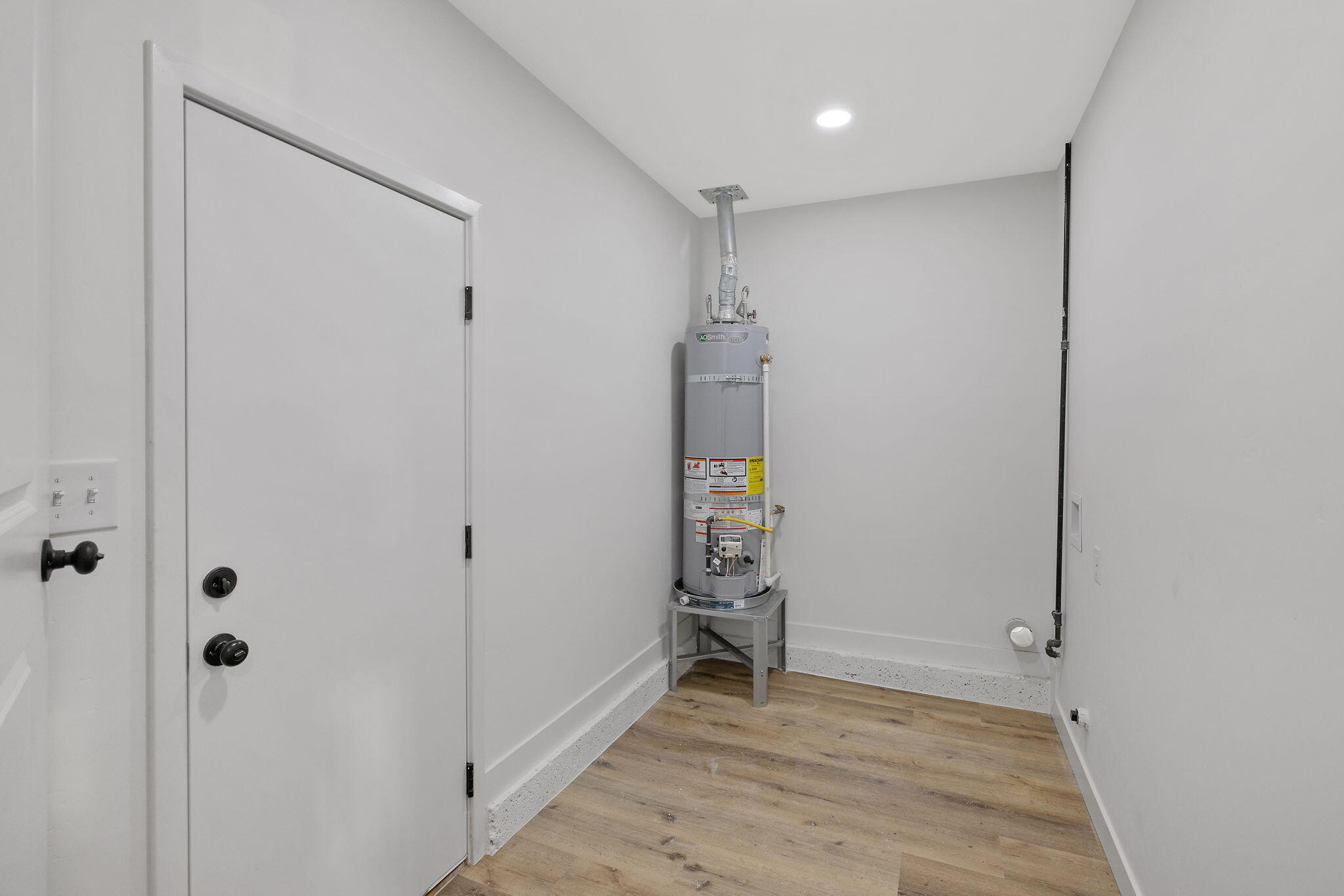 1502 W Sunnyview Ave, Visalia, CA 93291