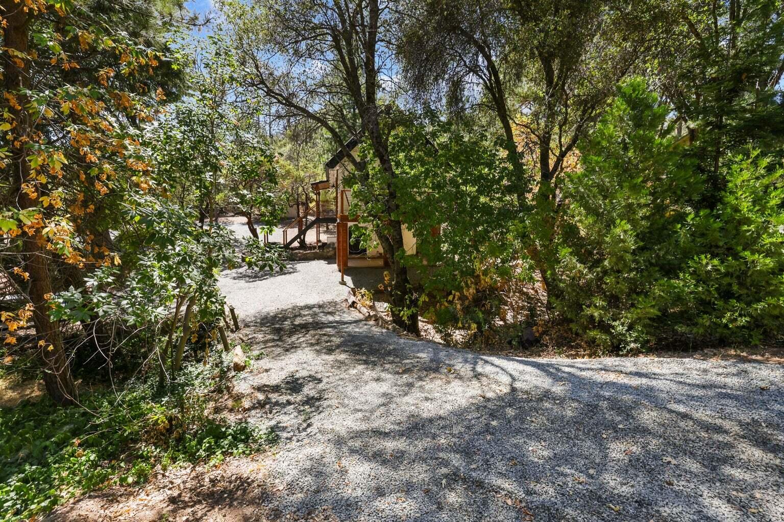 35772 W Highland Dr, Wishon, CA 93669