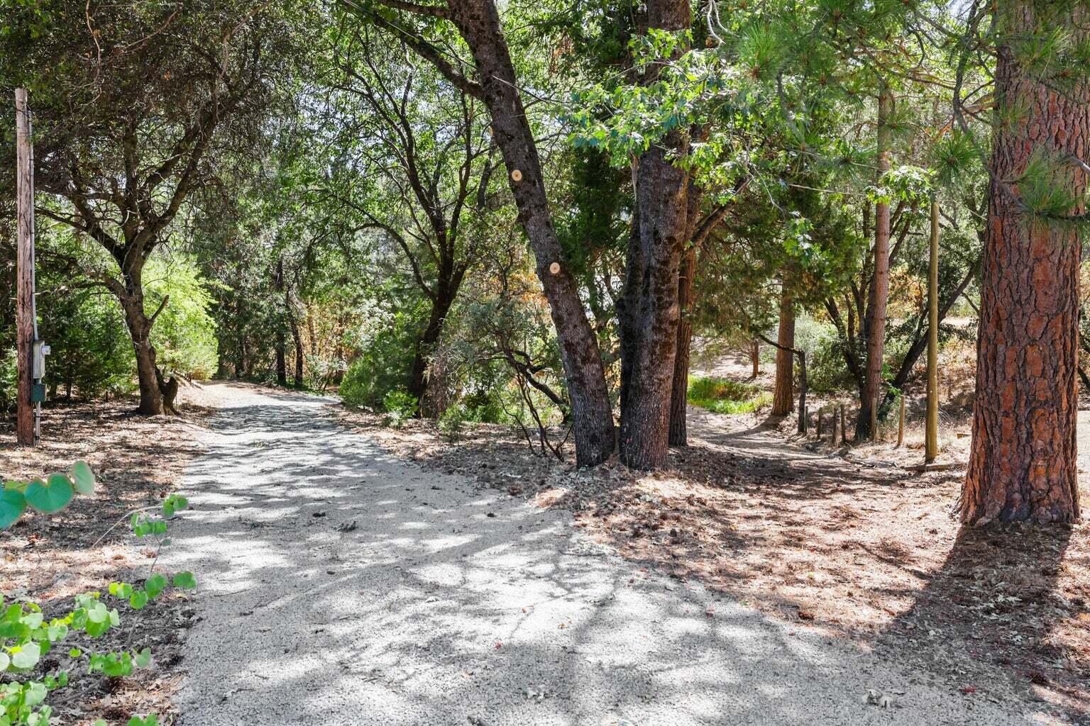 35772 W Highland Dr, Wishon, CA 93669