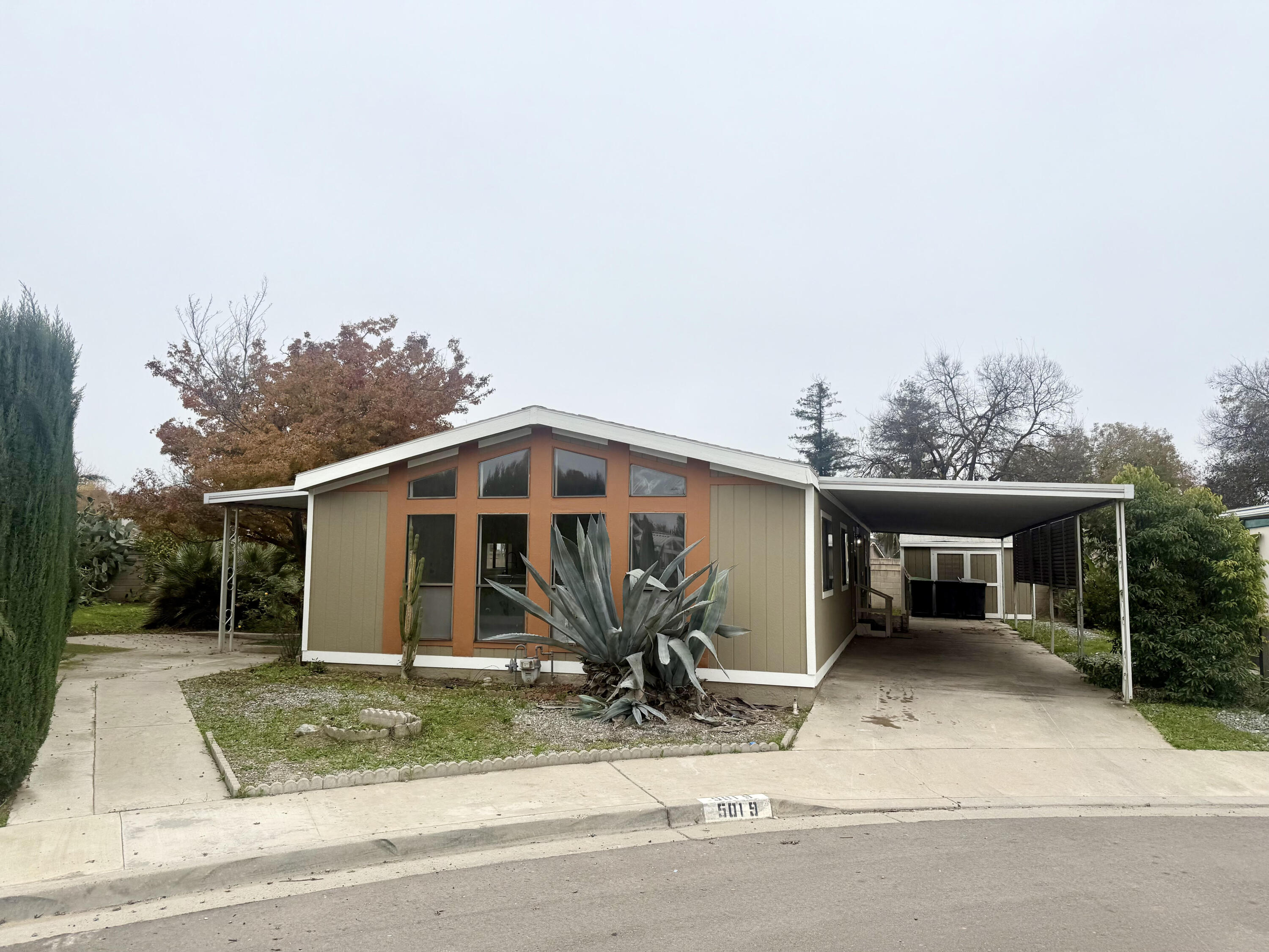 5019 W Dorothea Ave, Visalia, CA 93277