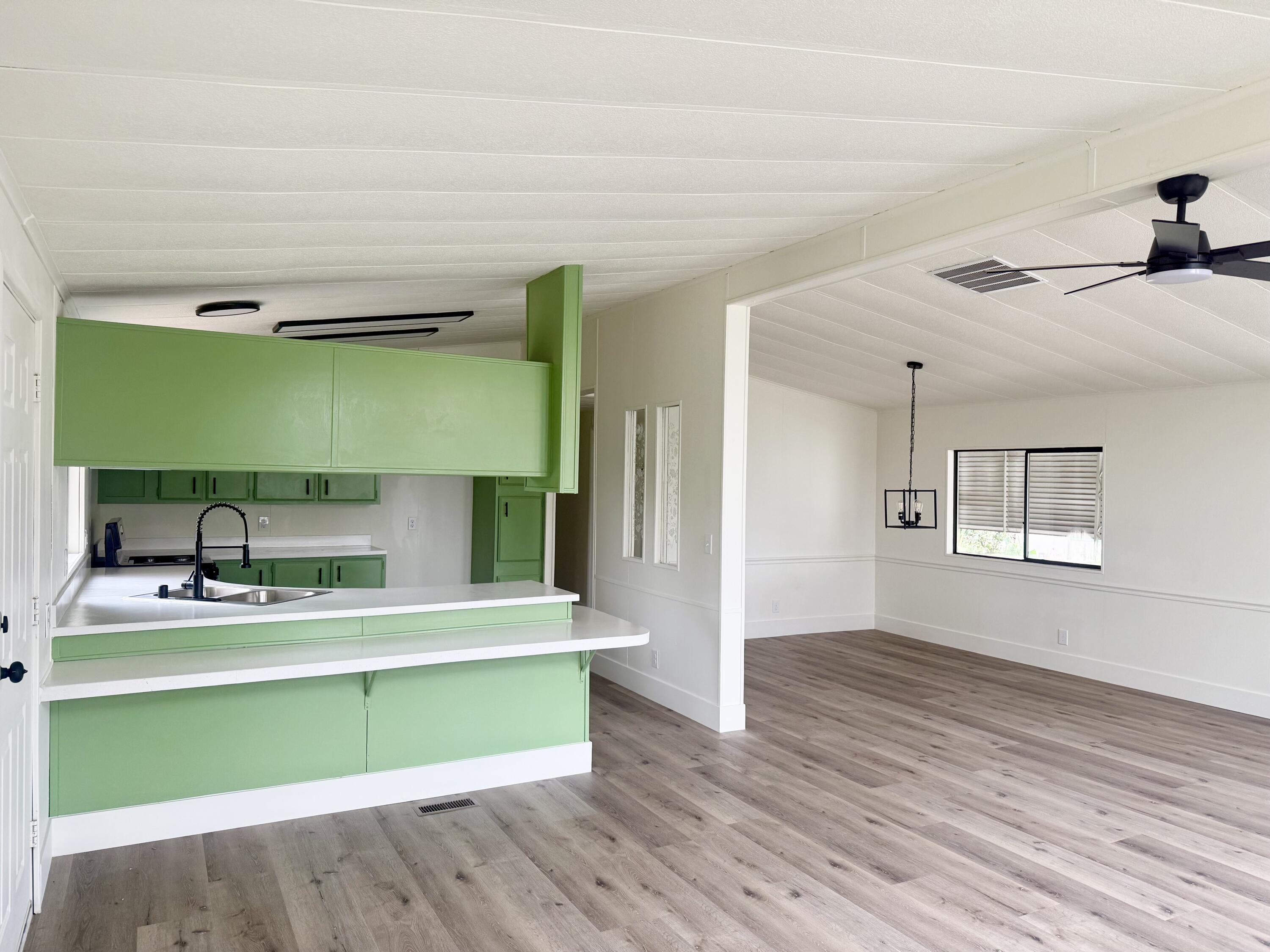 5019 W Dorothea Ave, Visalia, CA 93277