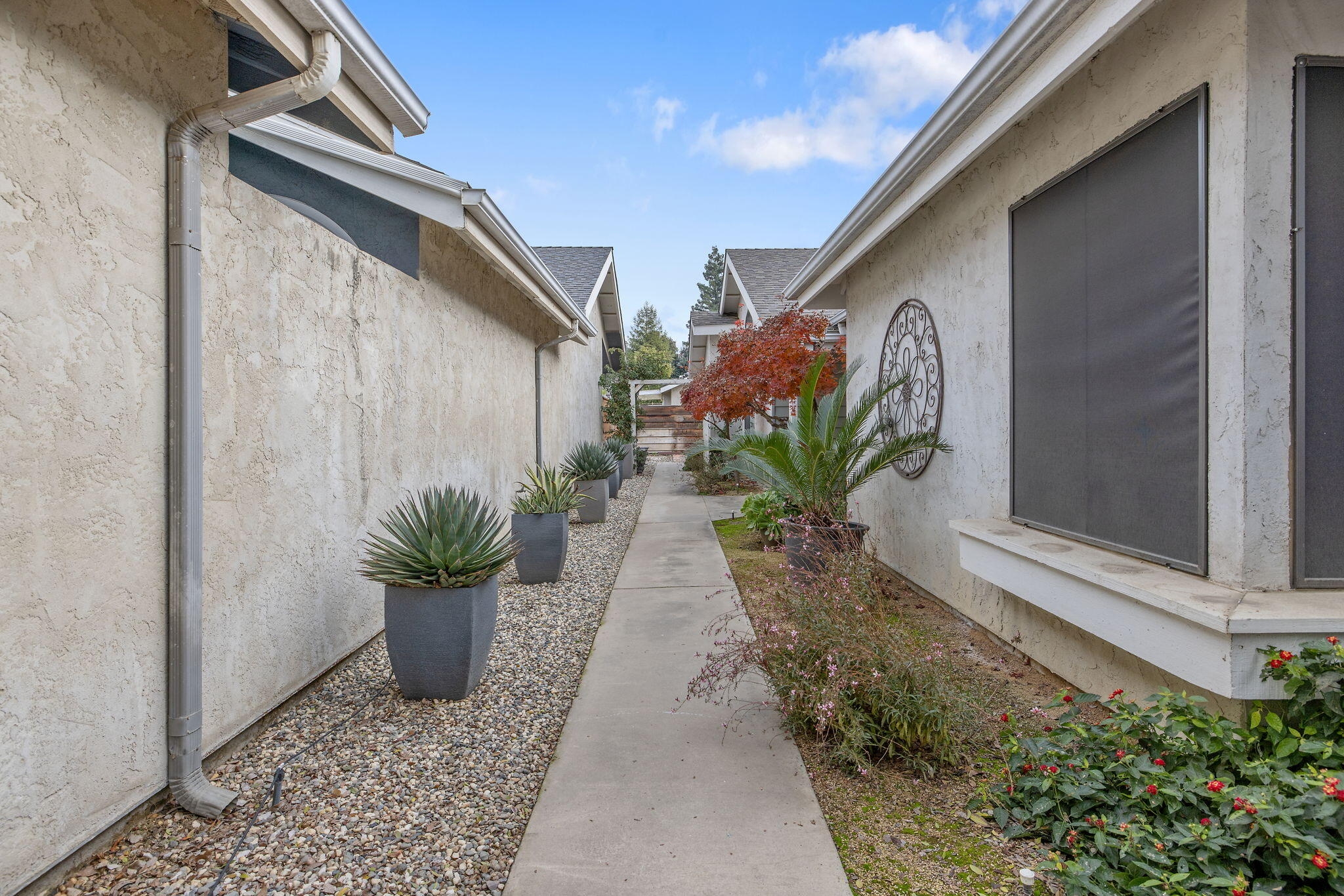 1912 S Pinnacle St, Visalia, CA 93292