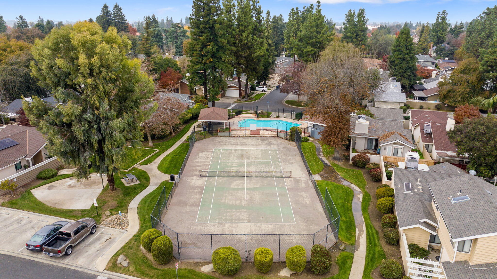 1912 S Pinnacle St, Visalia, CA 93292