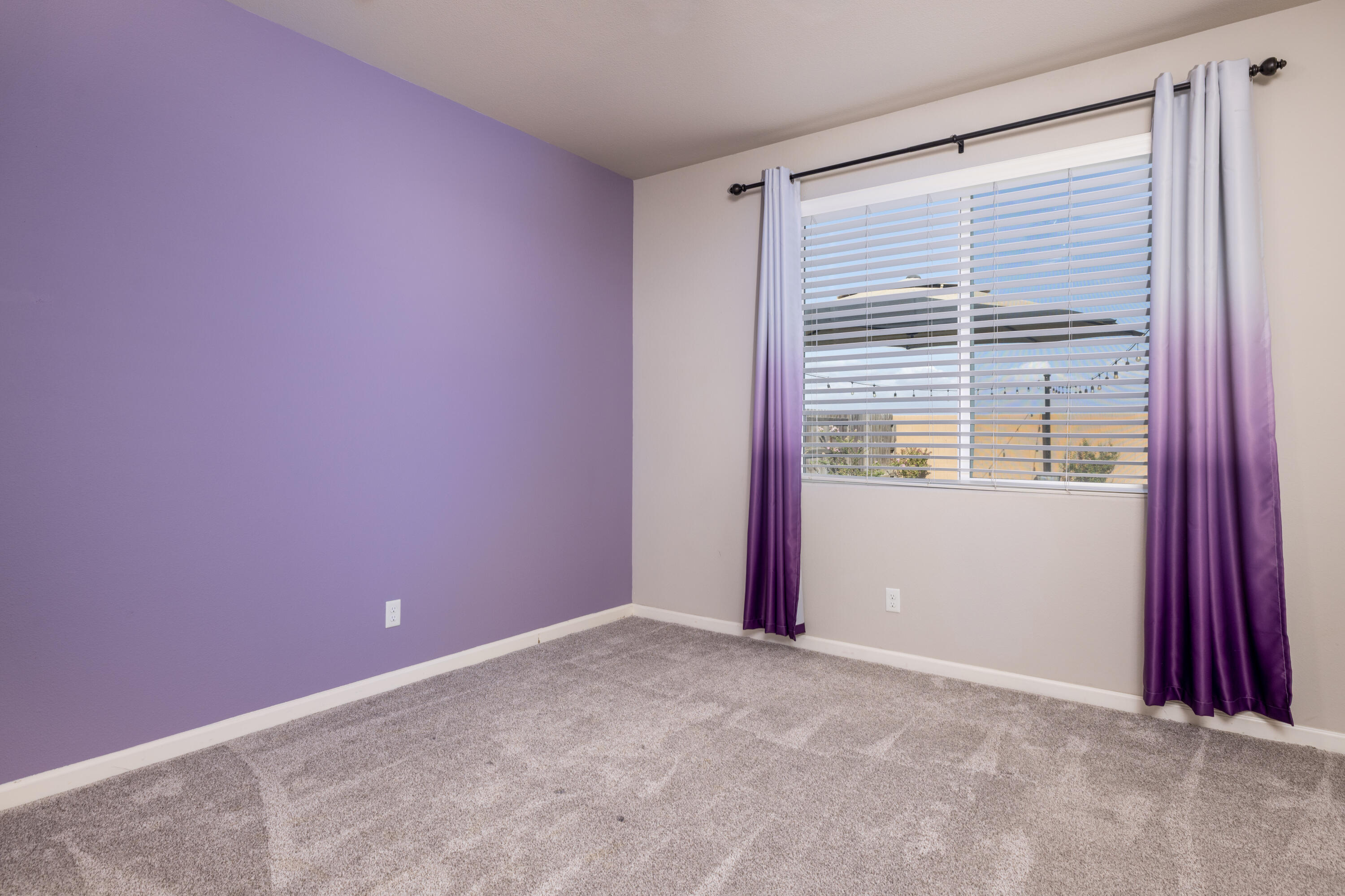 1599 Softwind Dr. Dr, Tulare, CA 93274