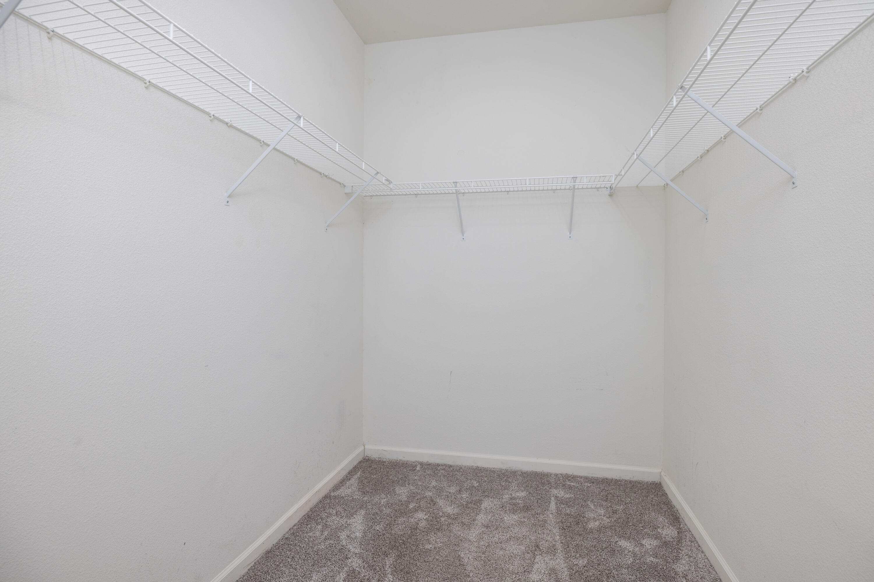 1599 Softwind Dr. Dr, Tulare, CA 93274