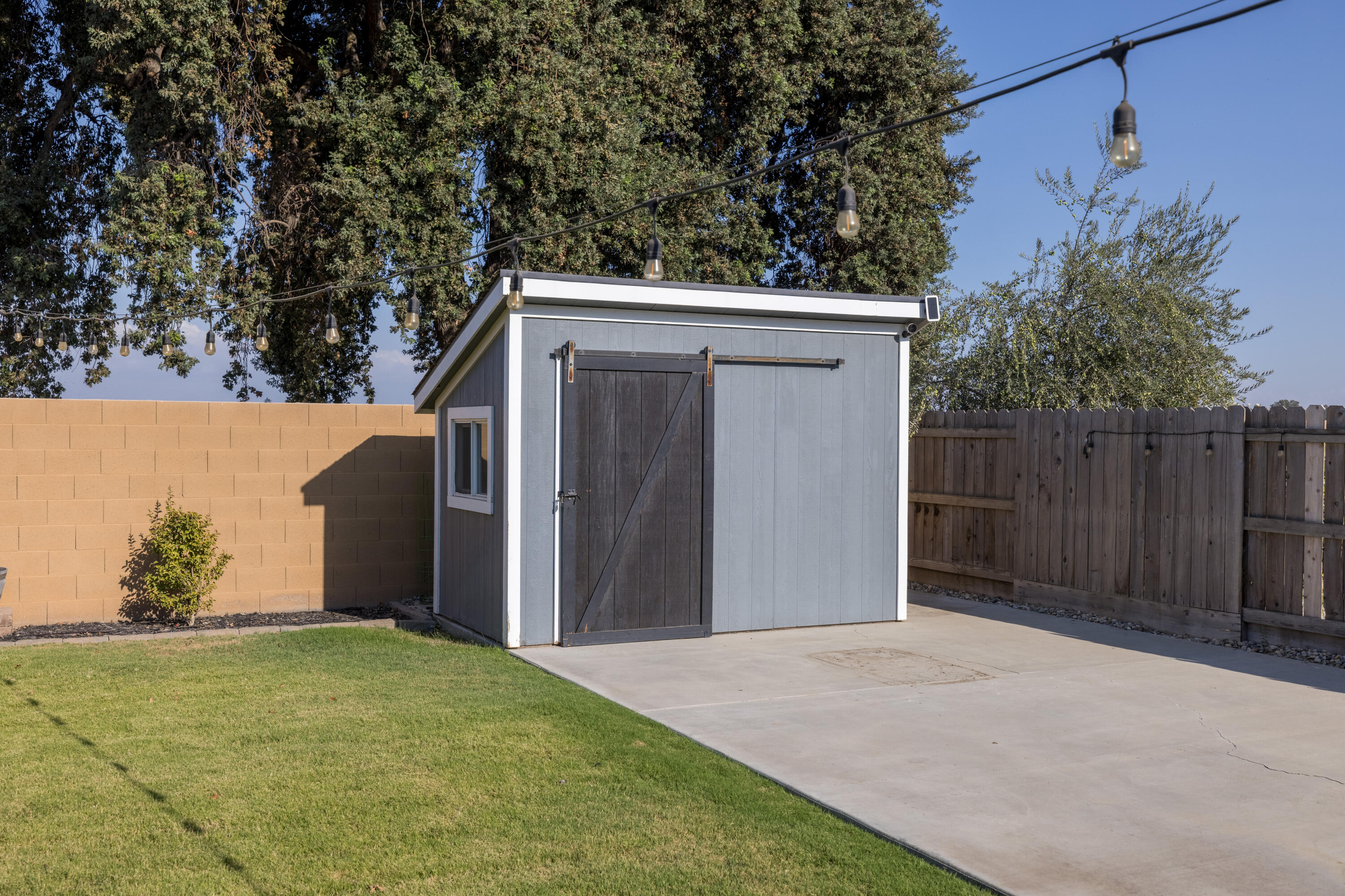1599 Softwind Dr. Dr, Tulare, CA 93274