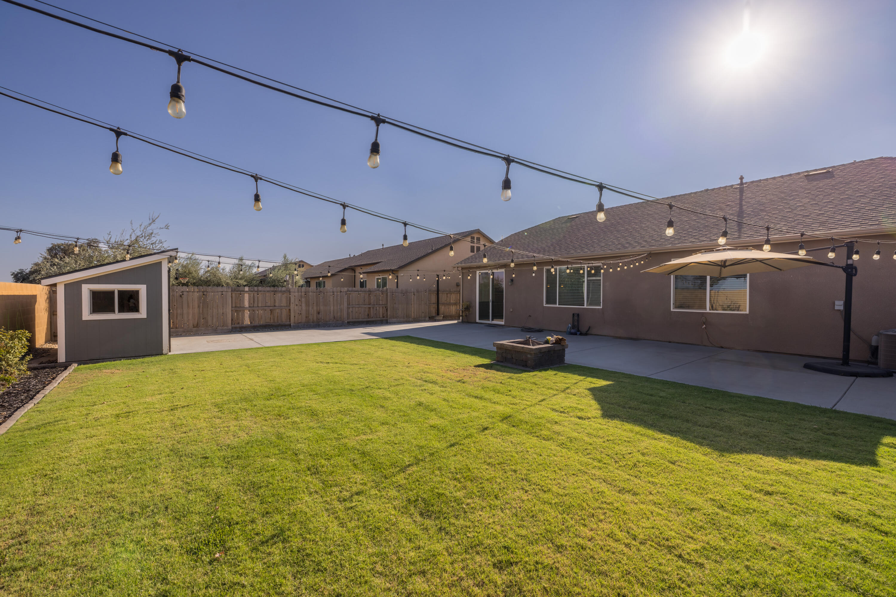 1599 Softwind Dr. Dr, Tulare, CA 93274