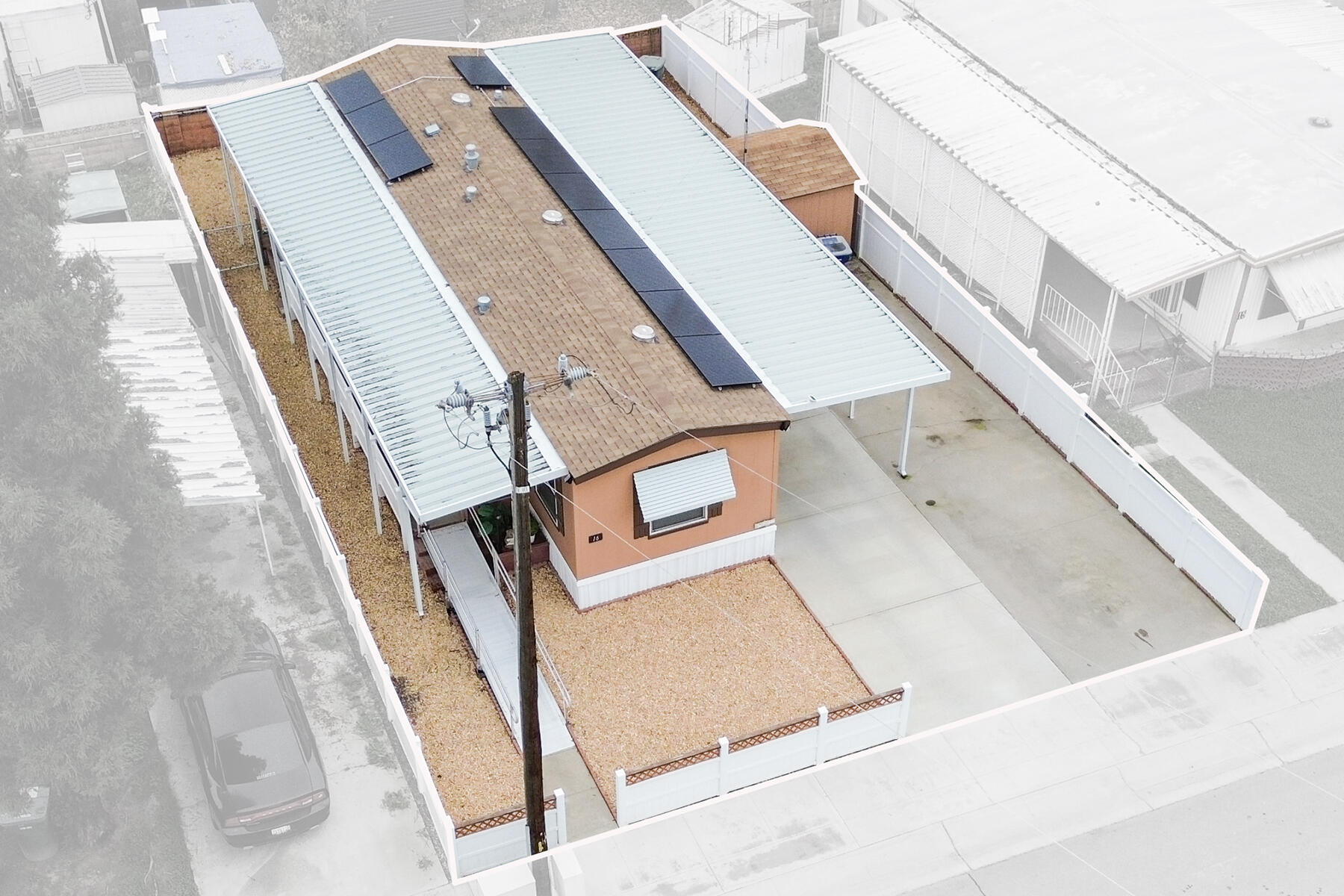 560 W Pleasant Ave #16, Tulare, CA 93274