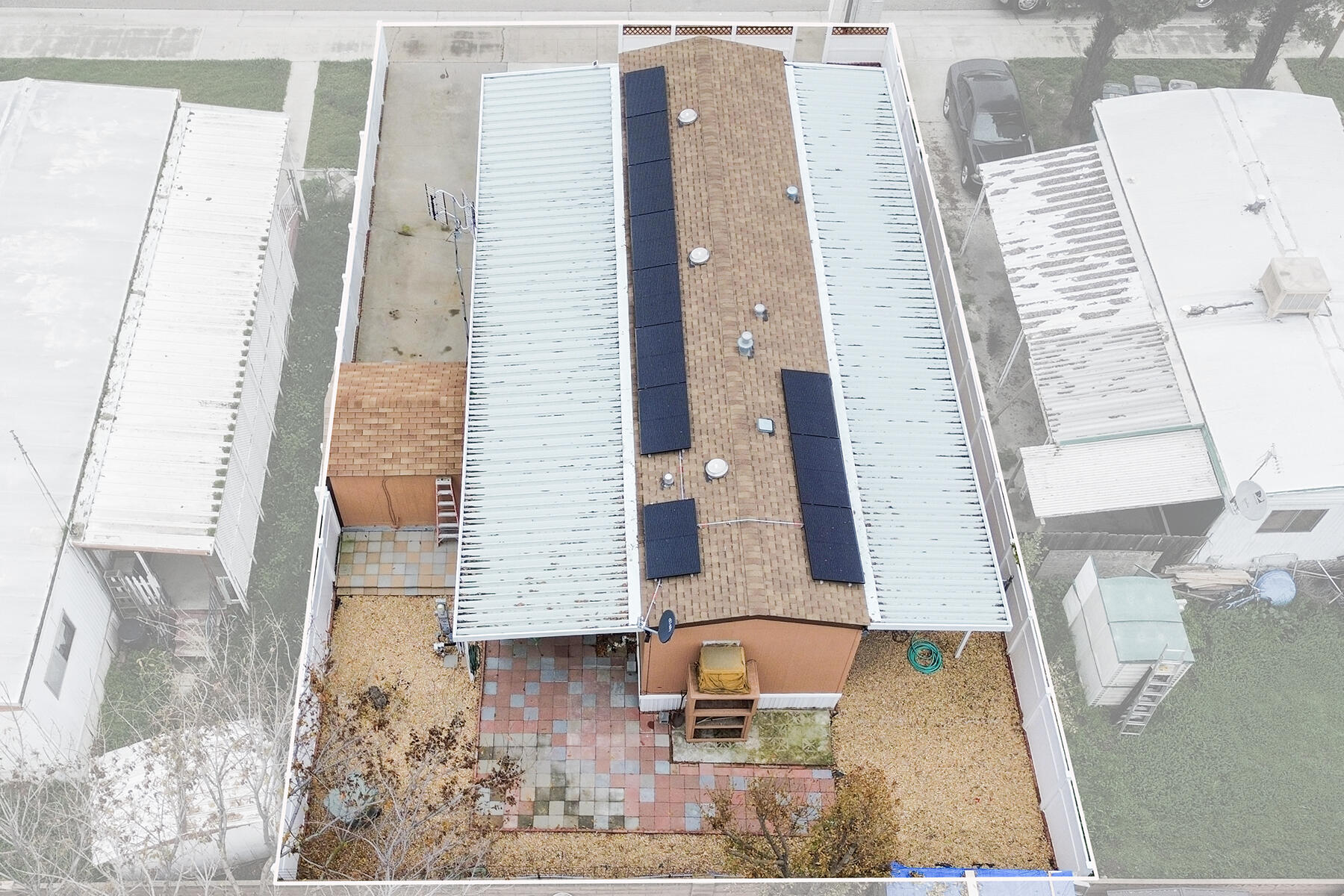 560 W Pleasant Ave #16, Tulare, CA 93274