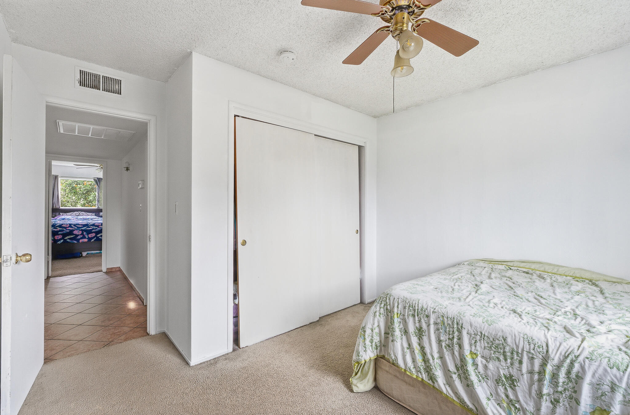 1705 S Bradley St, Visalia, CA 93292