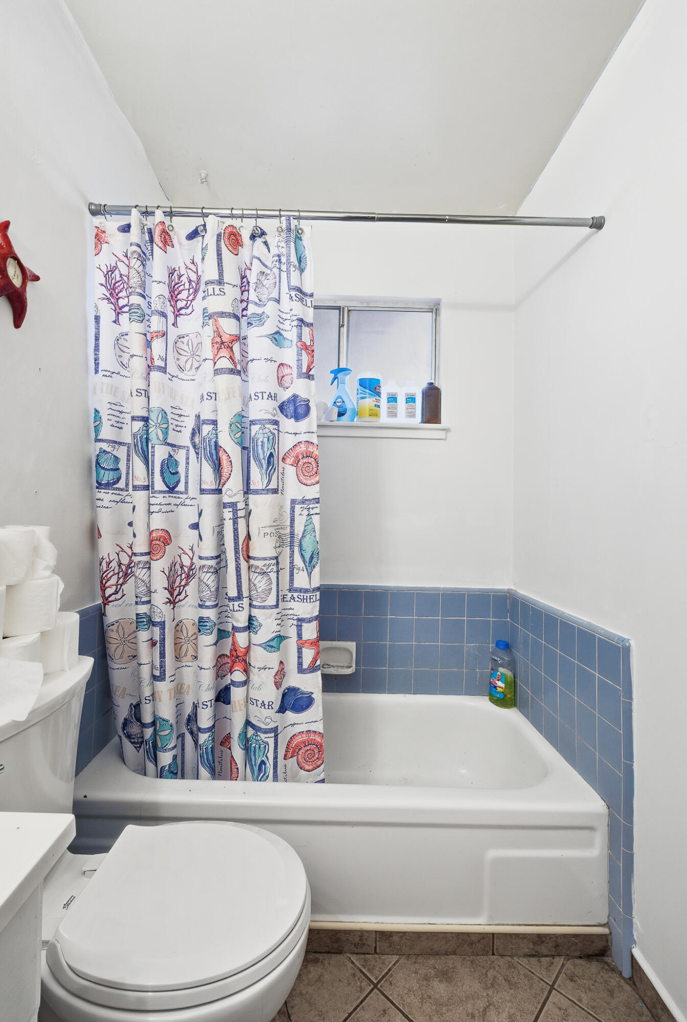 1705 S Bradley St, Visalia, CA 93292