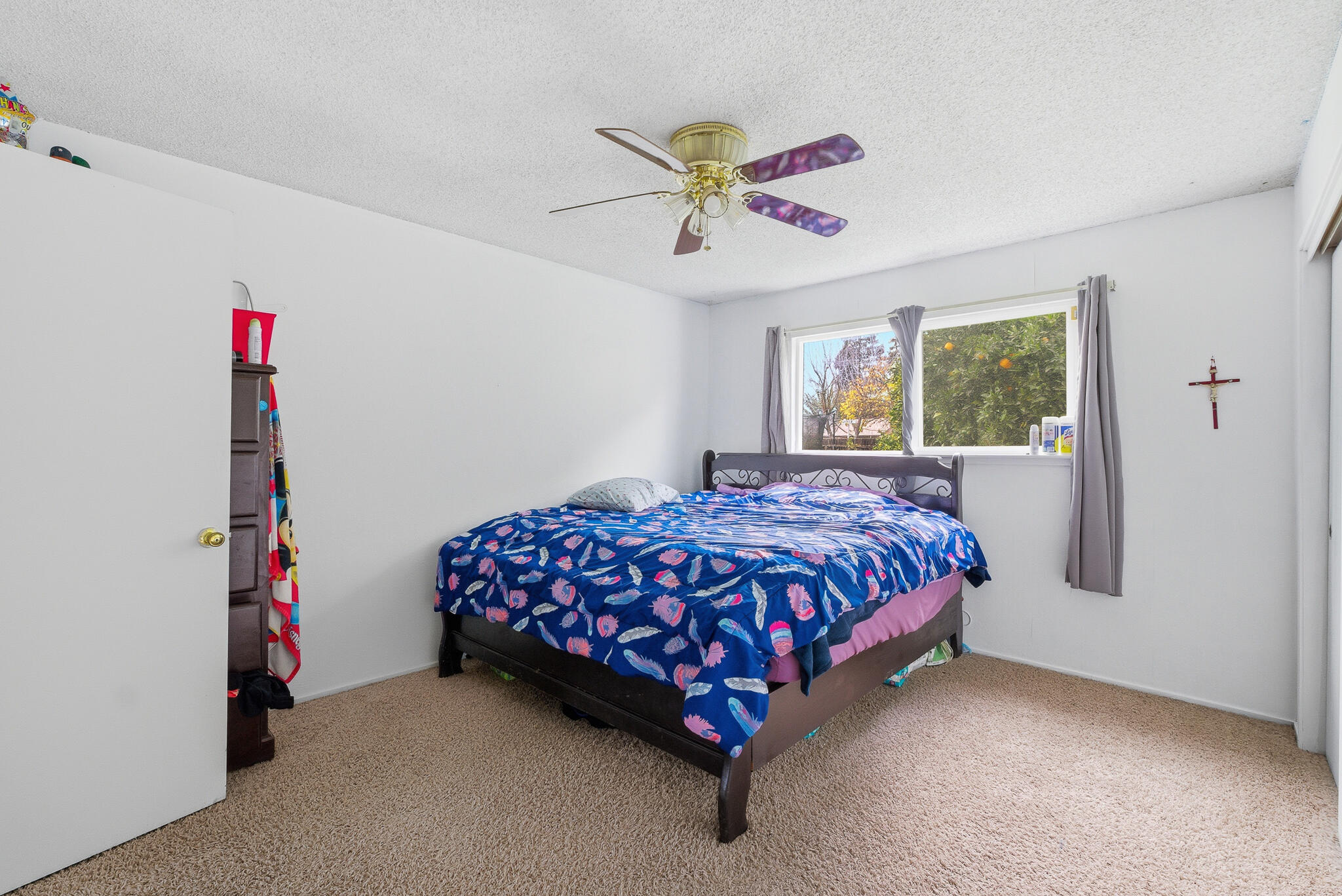 1705 S Bradley St, Visalia, CA 93292