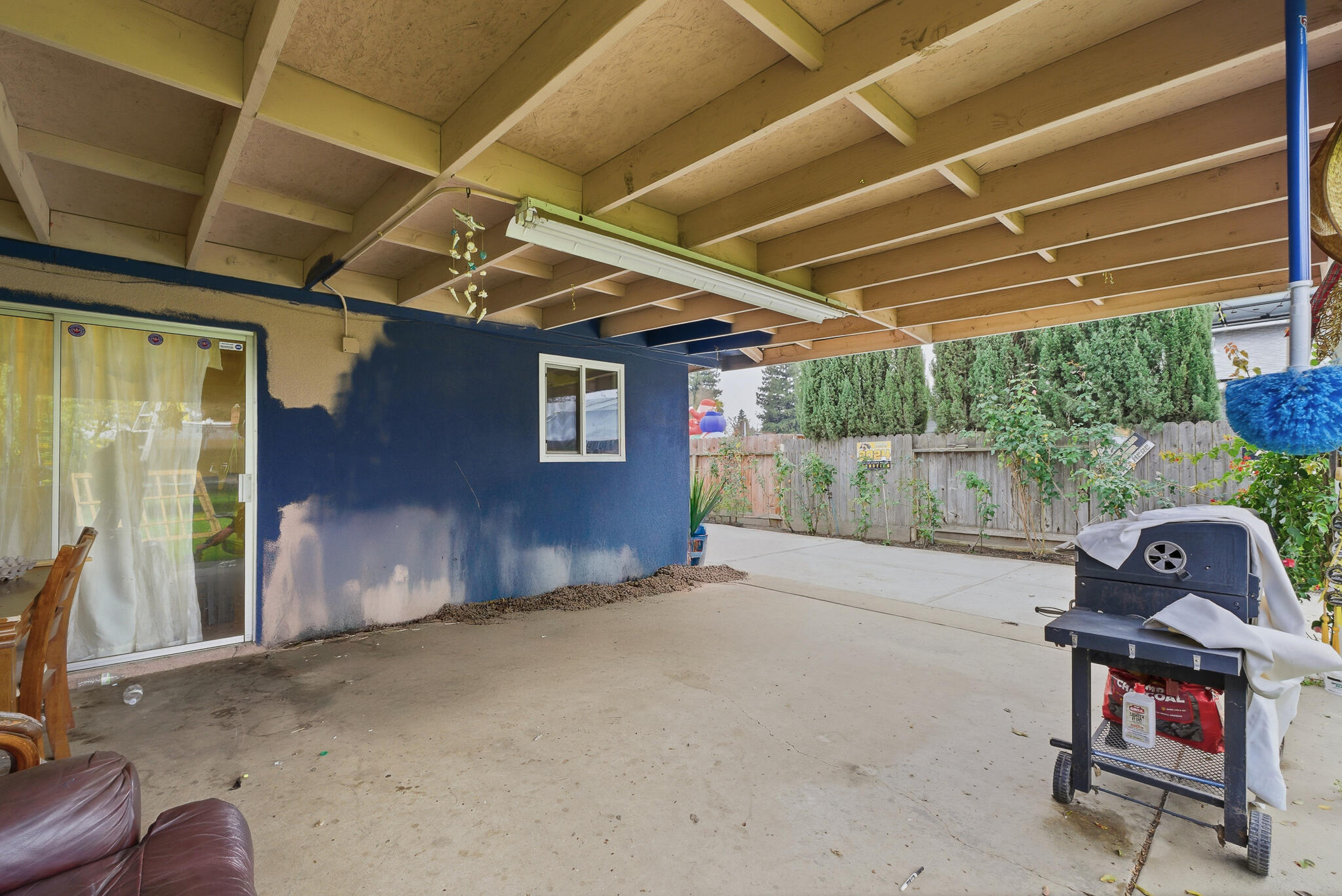 1705 S Bradley St, Visalia, CA 93292