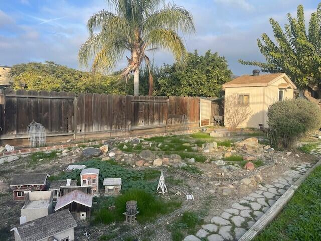 2113 S Court St, Visalia, CA 93277