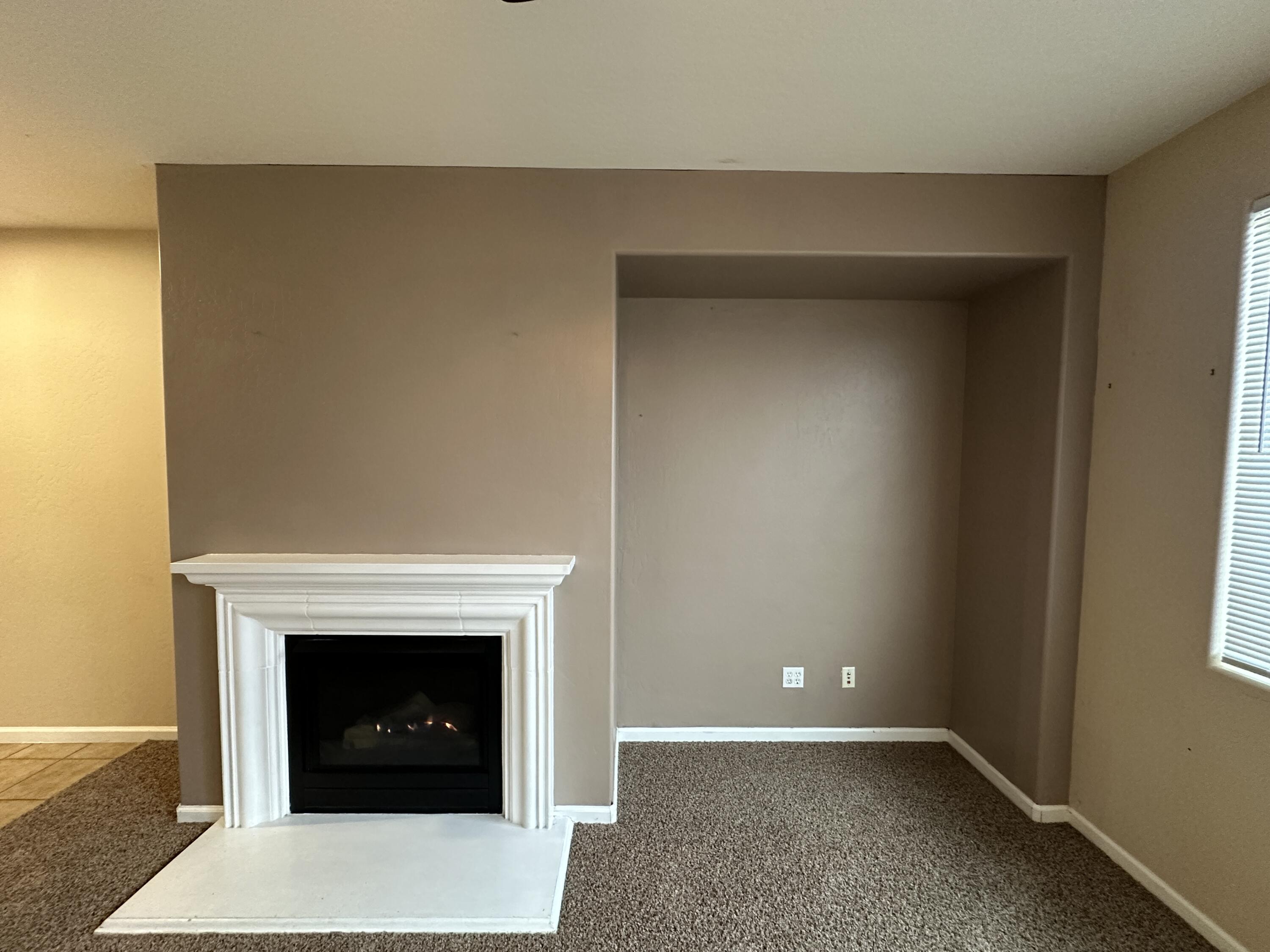 3938 W Flagstaff Ave, Visalia, CA 93291