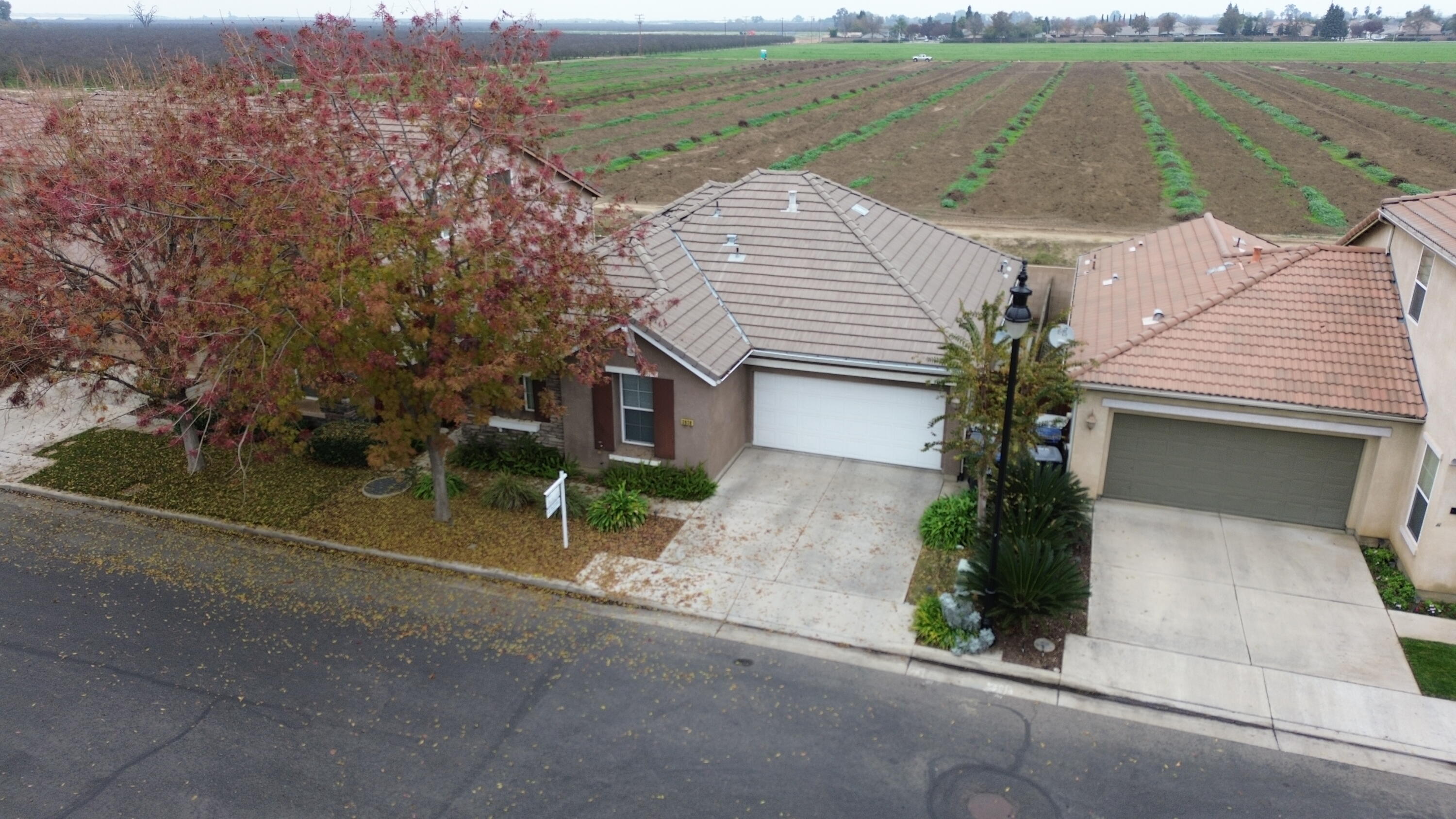 3938 W Flagstaff Ave, Visalia, CA 93291