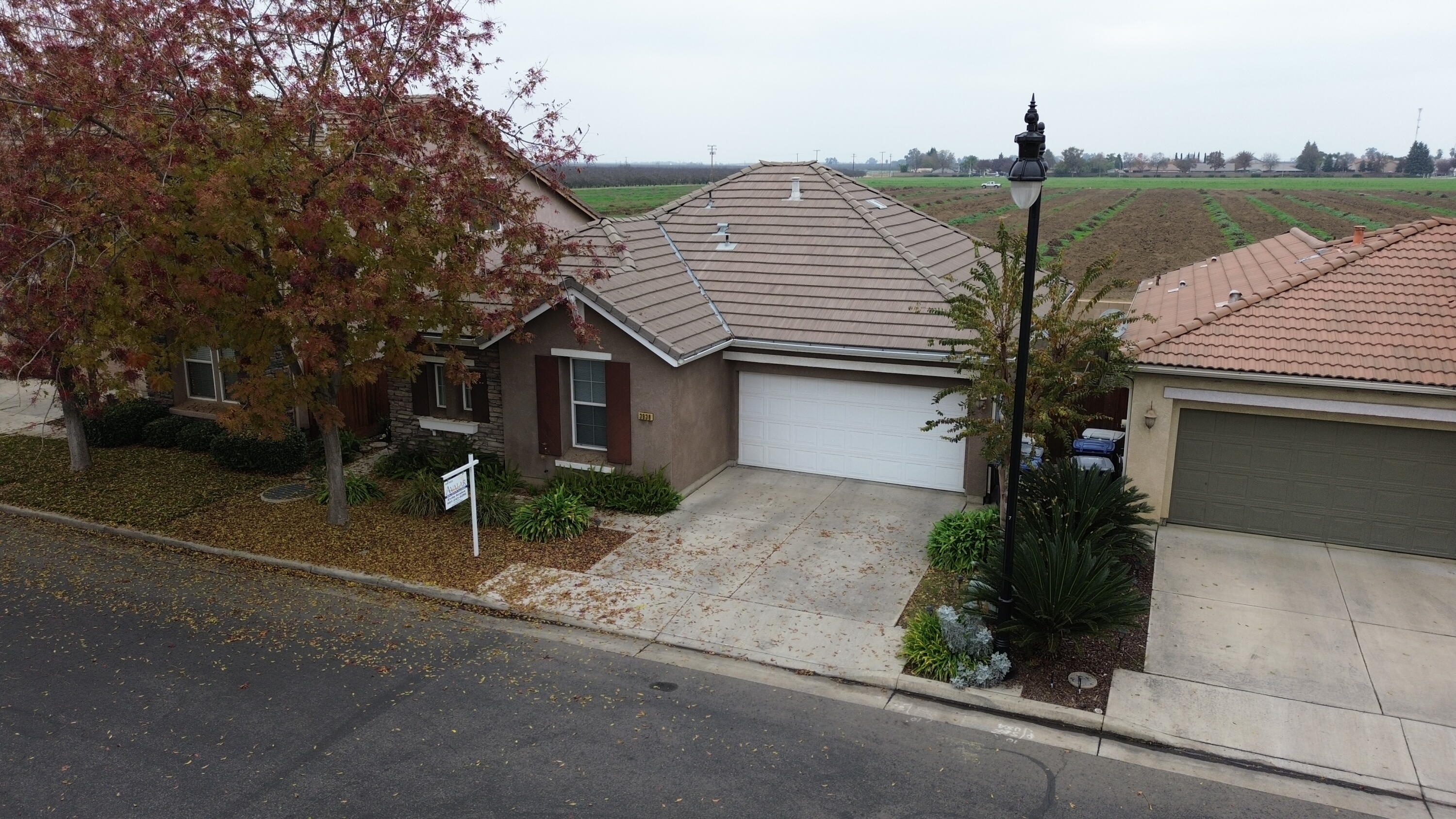 3938 W Flagstaff Ave, Visalia, CA 93291