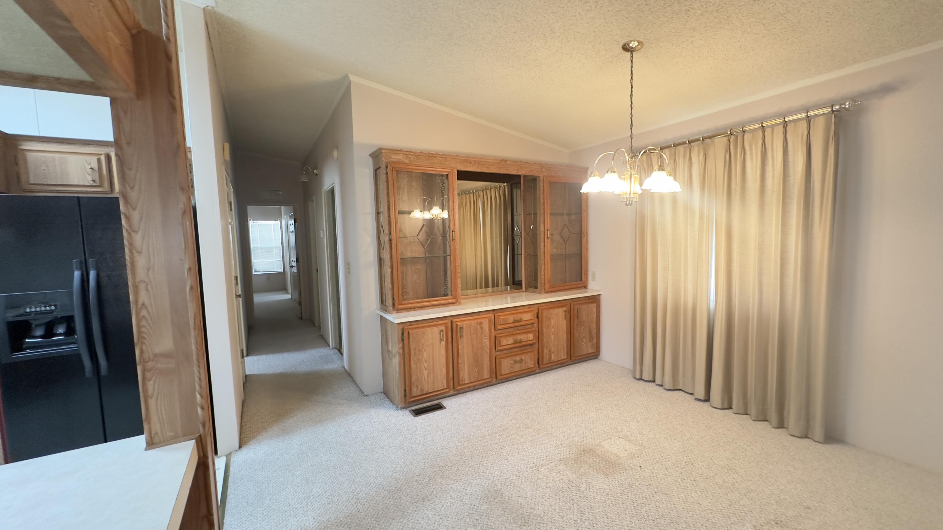 2459 N Oaks St #28, Tulare, CA 93274