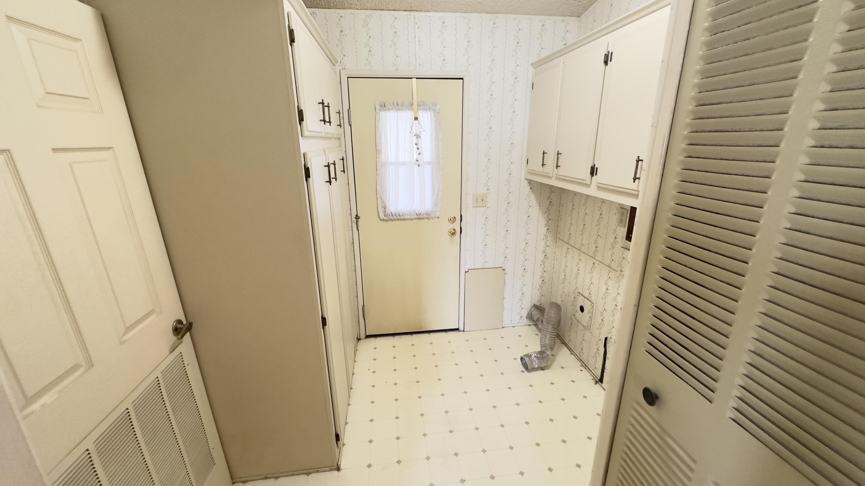 2459 N Oaks St #28, Tulare, CA 93274