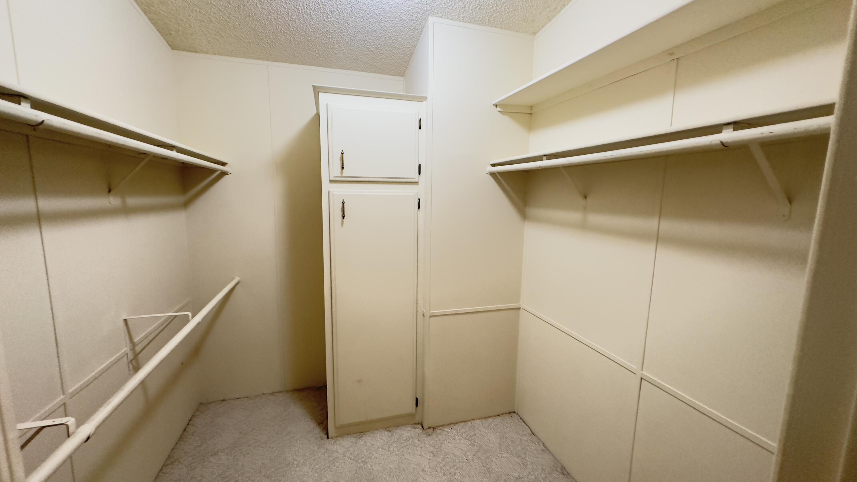 2459 N Oaks St #28, Tulare, CA 93274