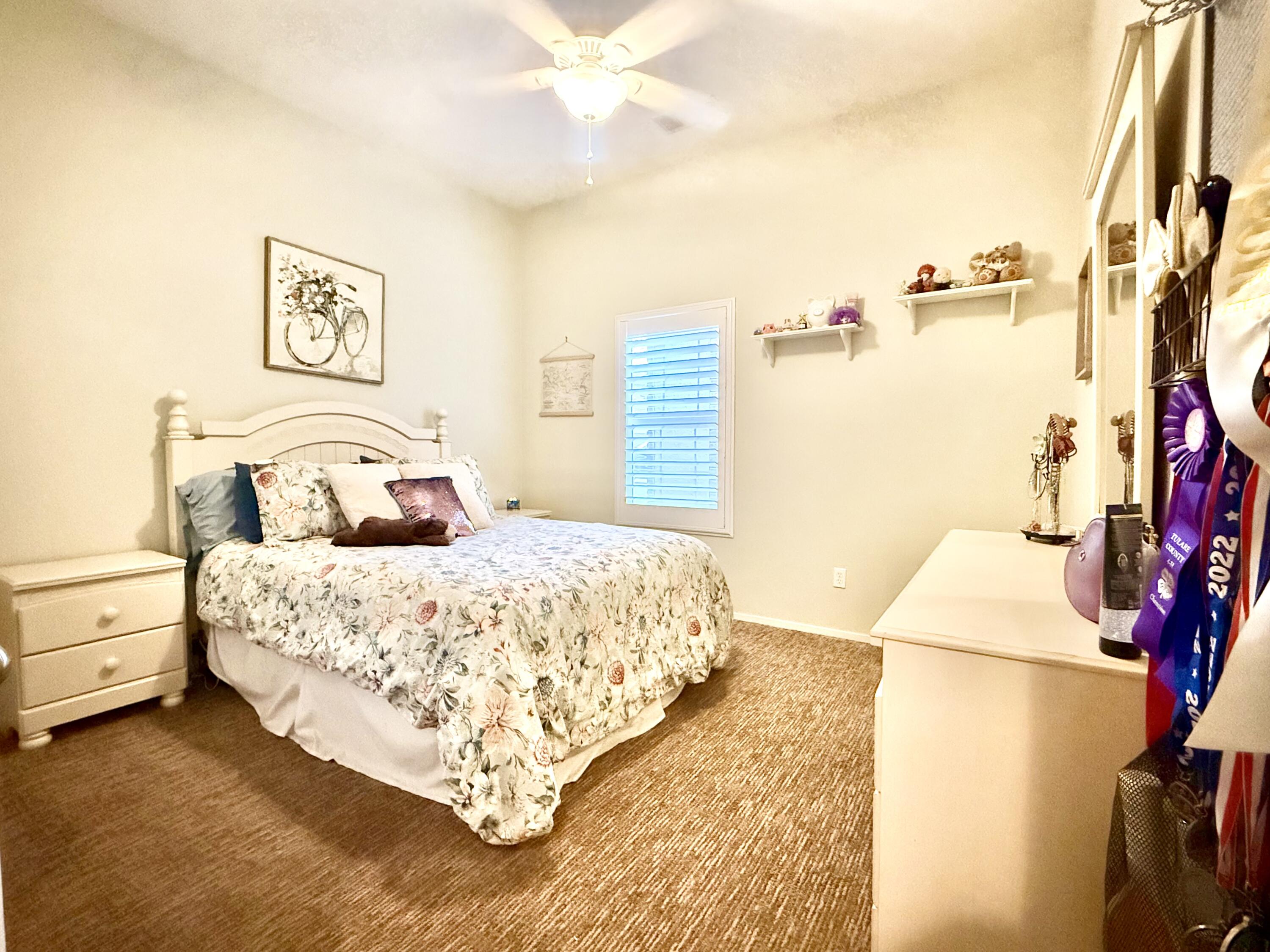 1520 W San Lucia Ave, Porterville, CA 93257