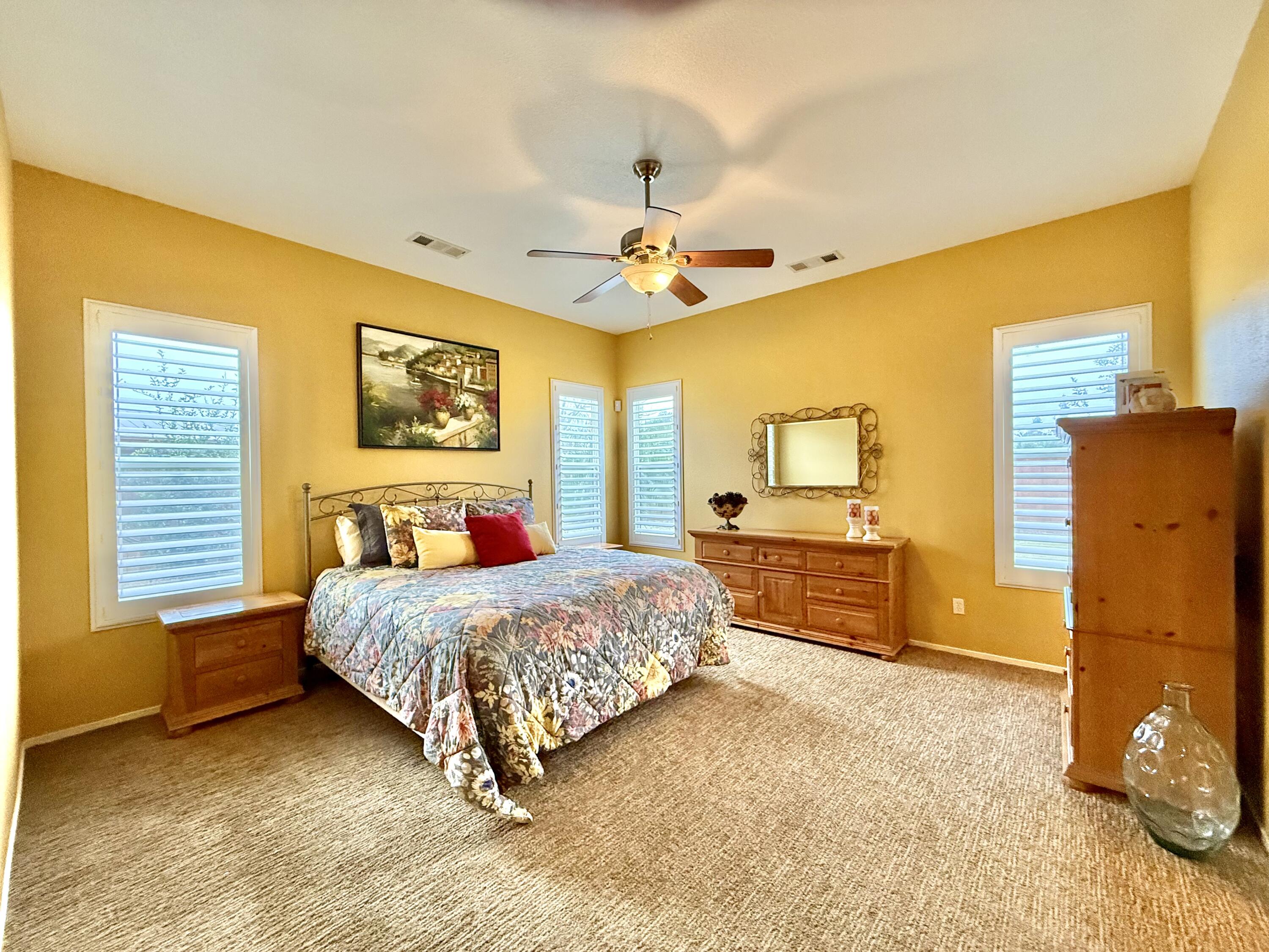 1520 W San Lucia Ave, Porterville, CA 93257