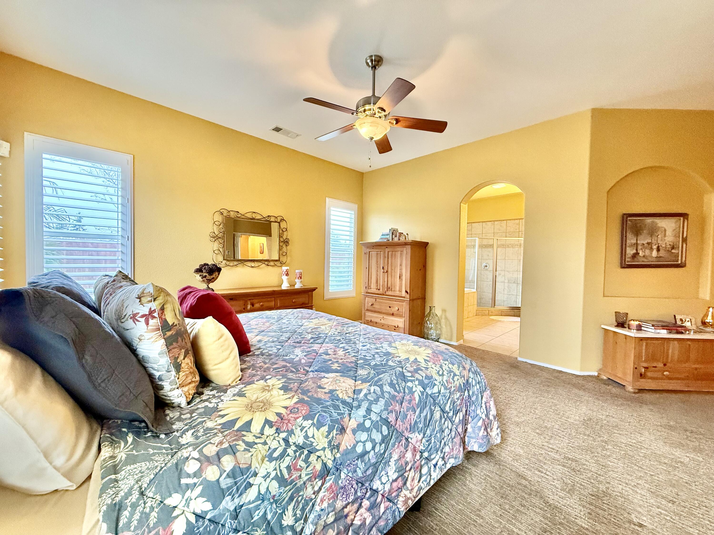 1520 W San Lucia Ave, Porterville, CA 93257