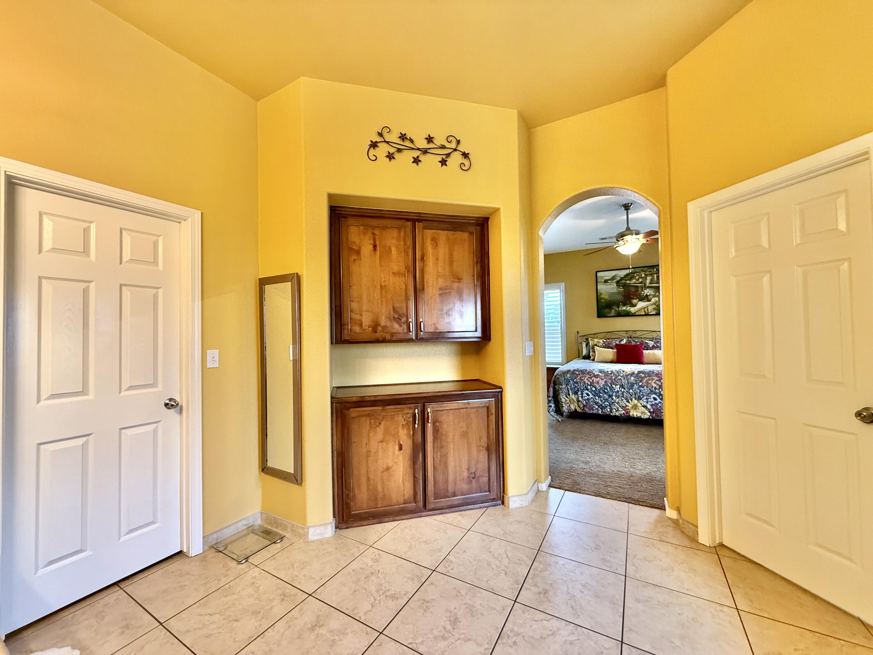 1520 W San Lucia Ave, Porterville, CA 93257