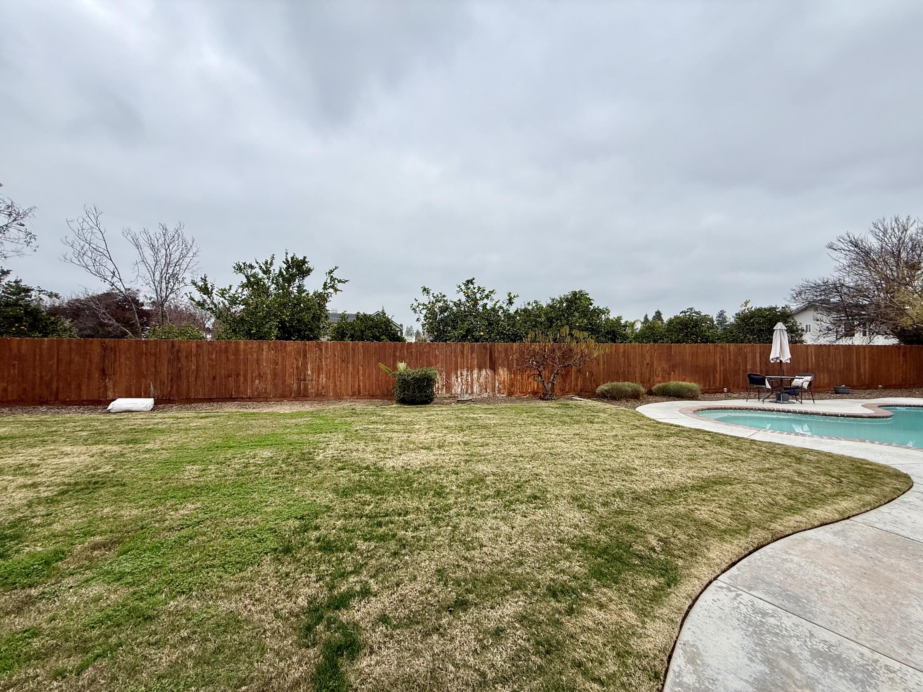 1520 W San Lucia Ave, Porterville, CA 93257